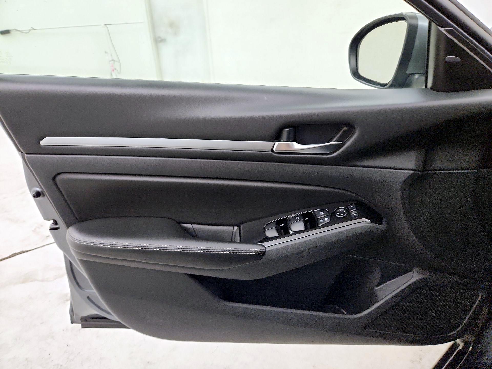 Thumbnail: 2023 Nissan Altima - 12