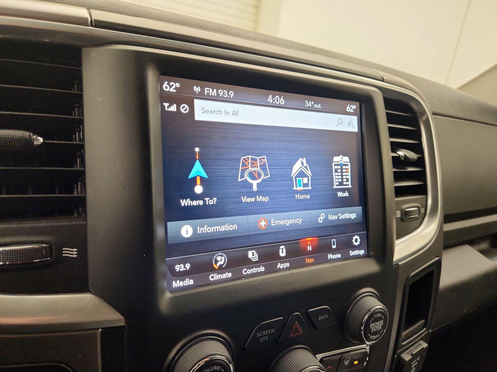 Thumbnail: 2023 RAM 1500 Classic - 14