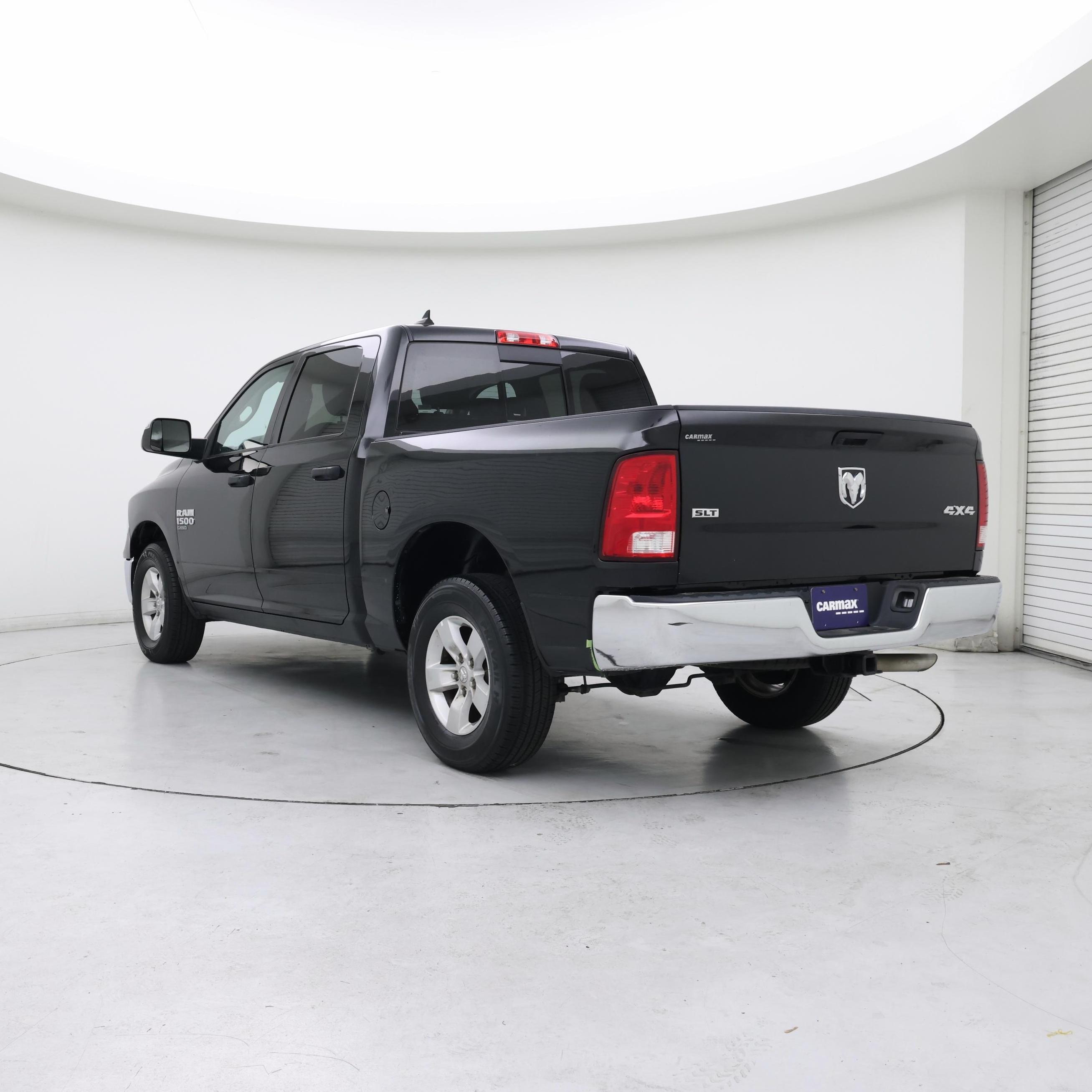 Thumbnail: 2023 RAM 1500 Classic - 2