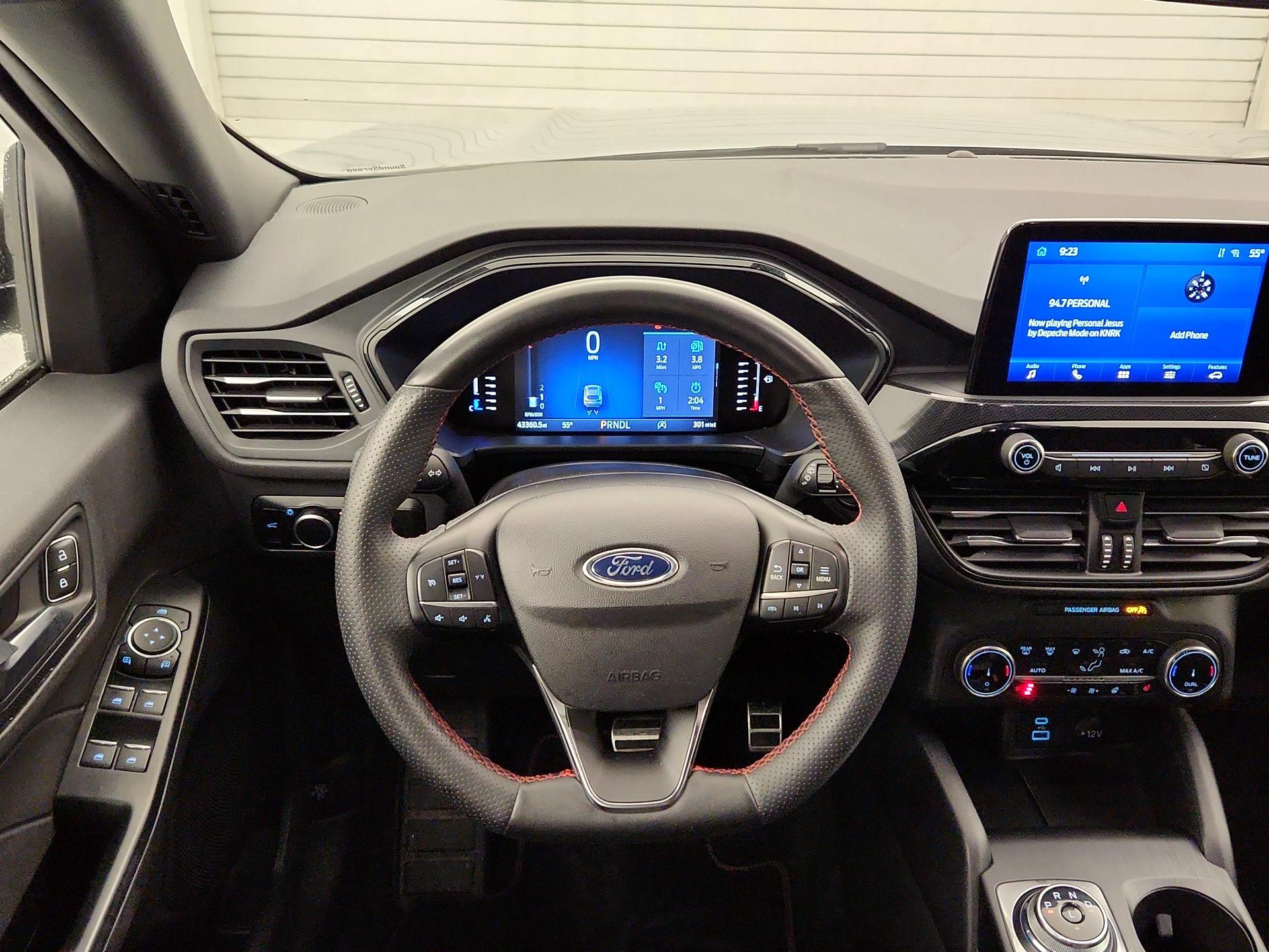 Thumbnail: 2023 Ford Escape - 10