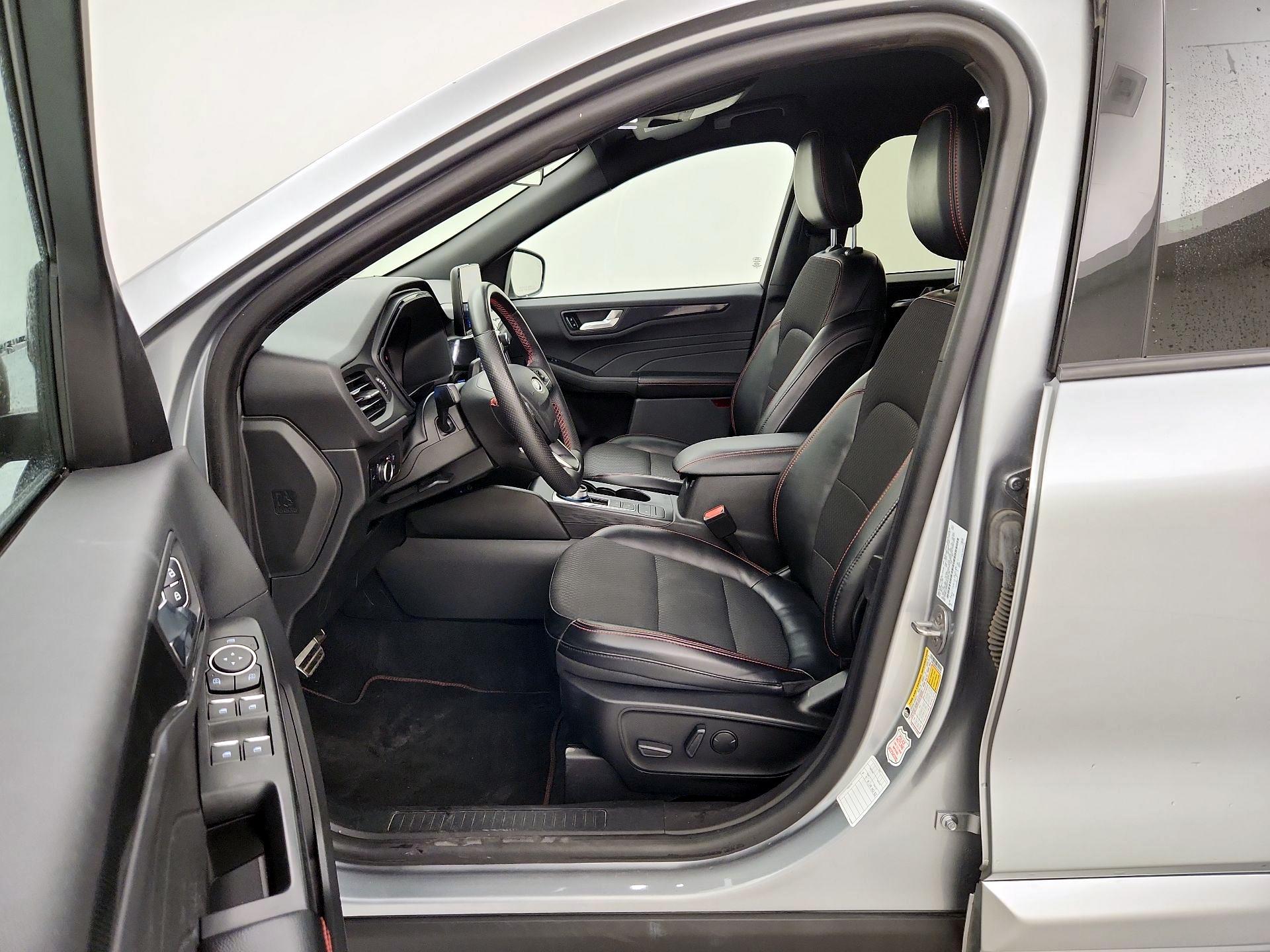 Thumbnail: 2023 Ford Escape - 11