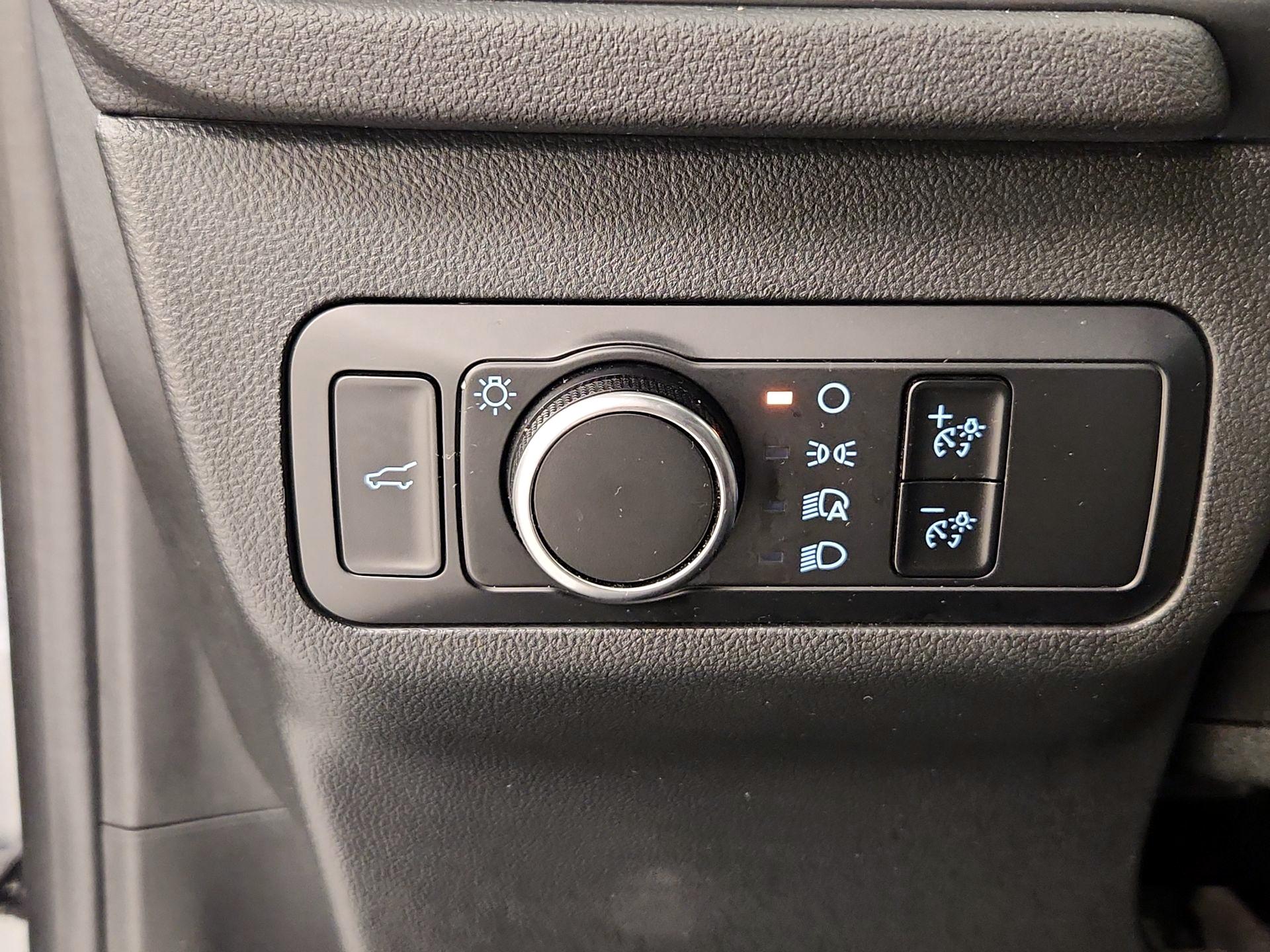 Thumbnail: 2023 Ford Escape - 13