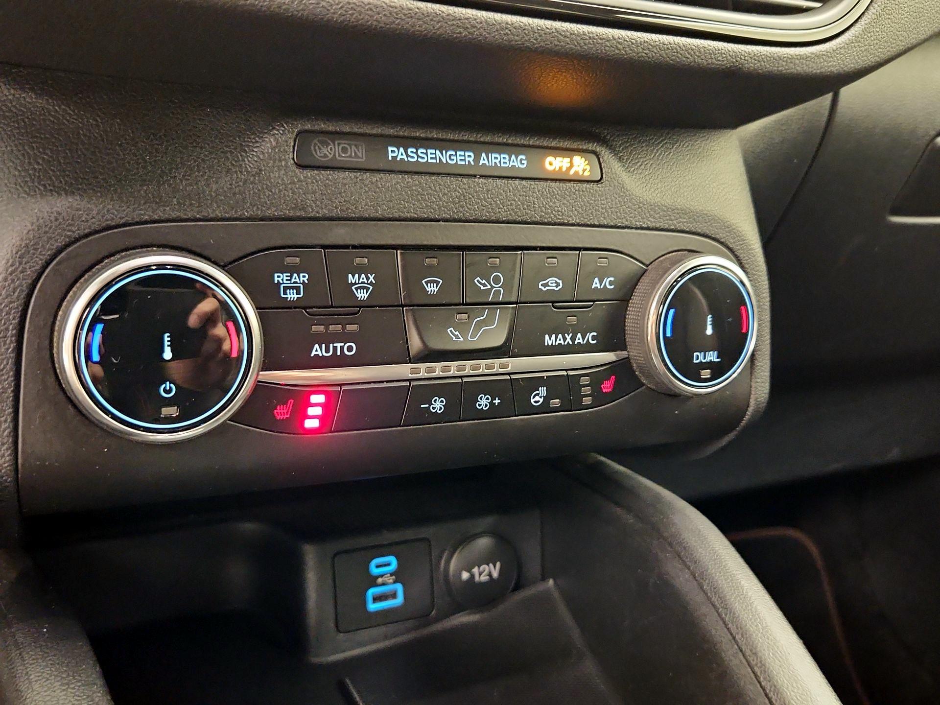 Thumbnail: 2023 Ford Escape - 16