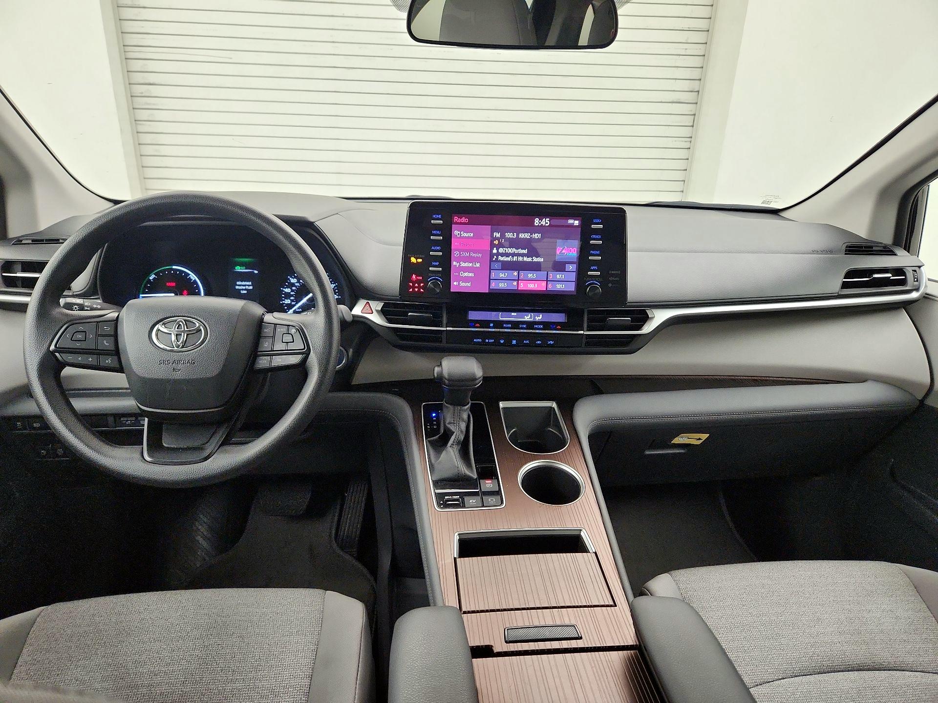 Thumbnail: 2024 Toyota Sienna - 9