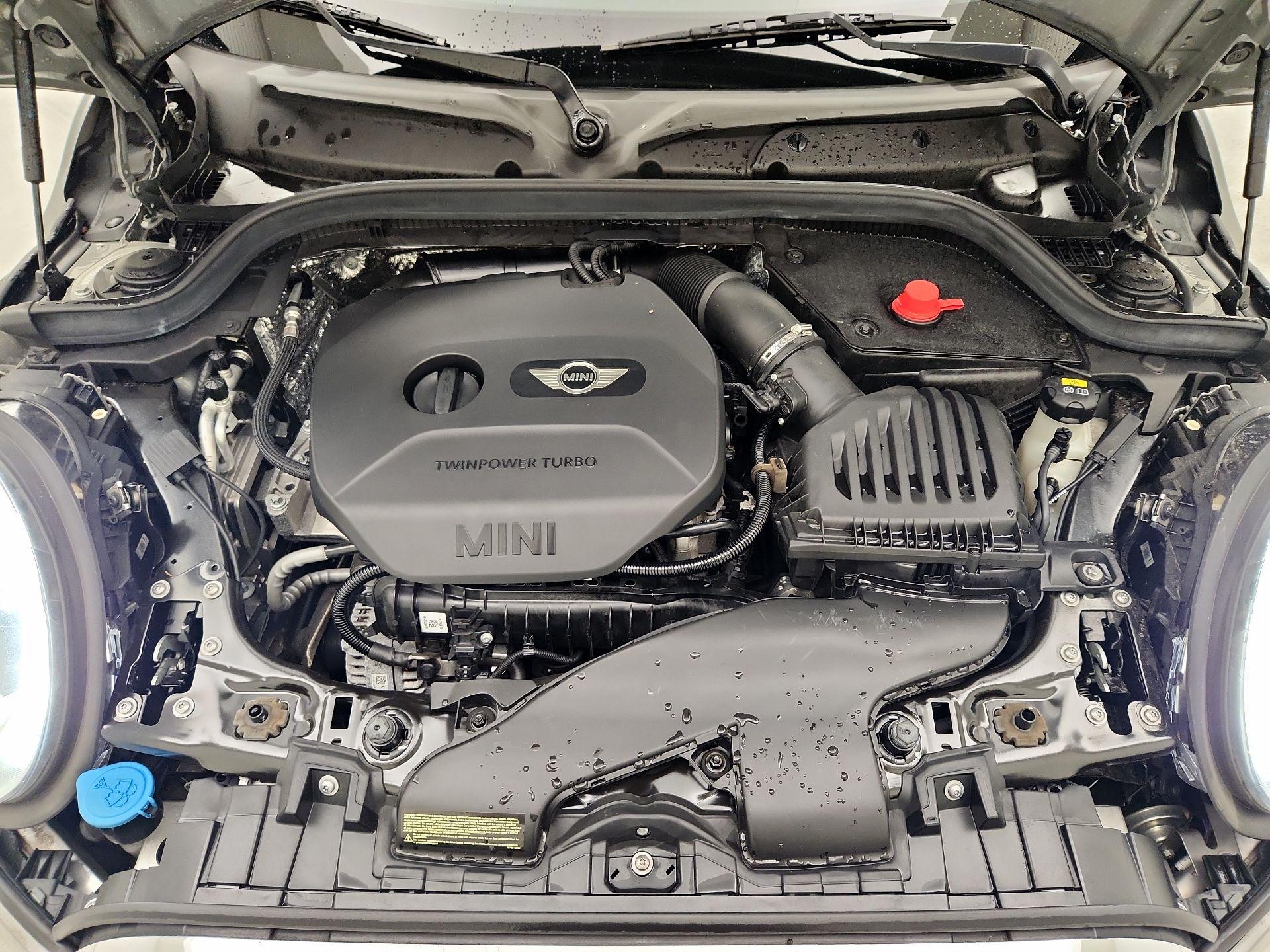 Thumbnail: 2015 MINI Cooper Hardtop - 20