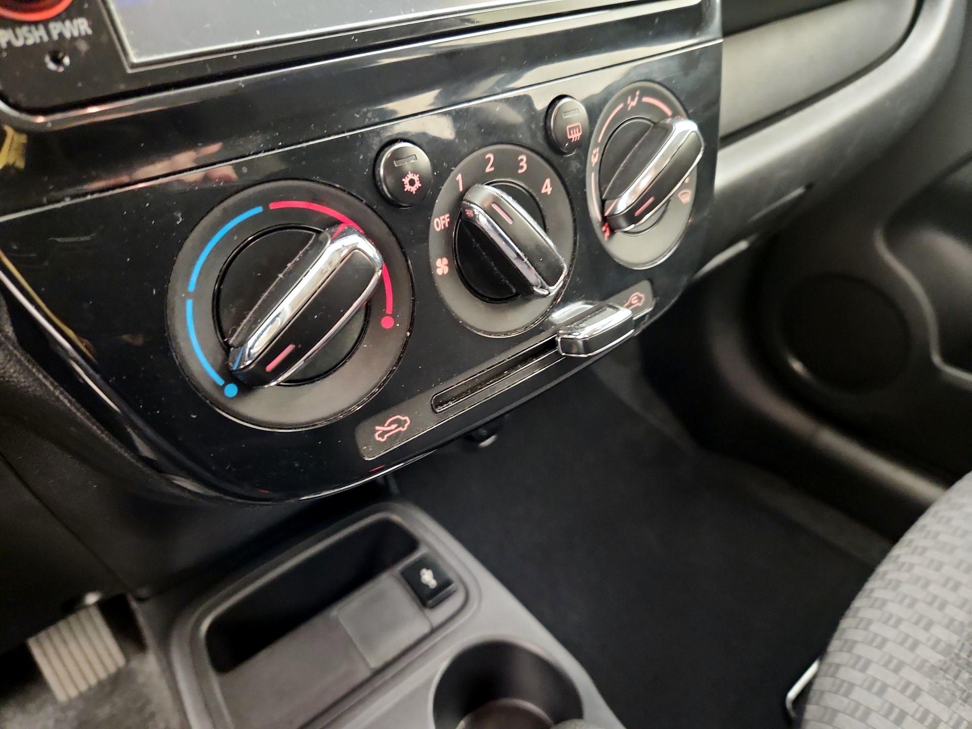 Thumbnail: 2019 Mitsubishi Mirage - 16