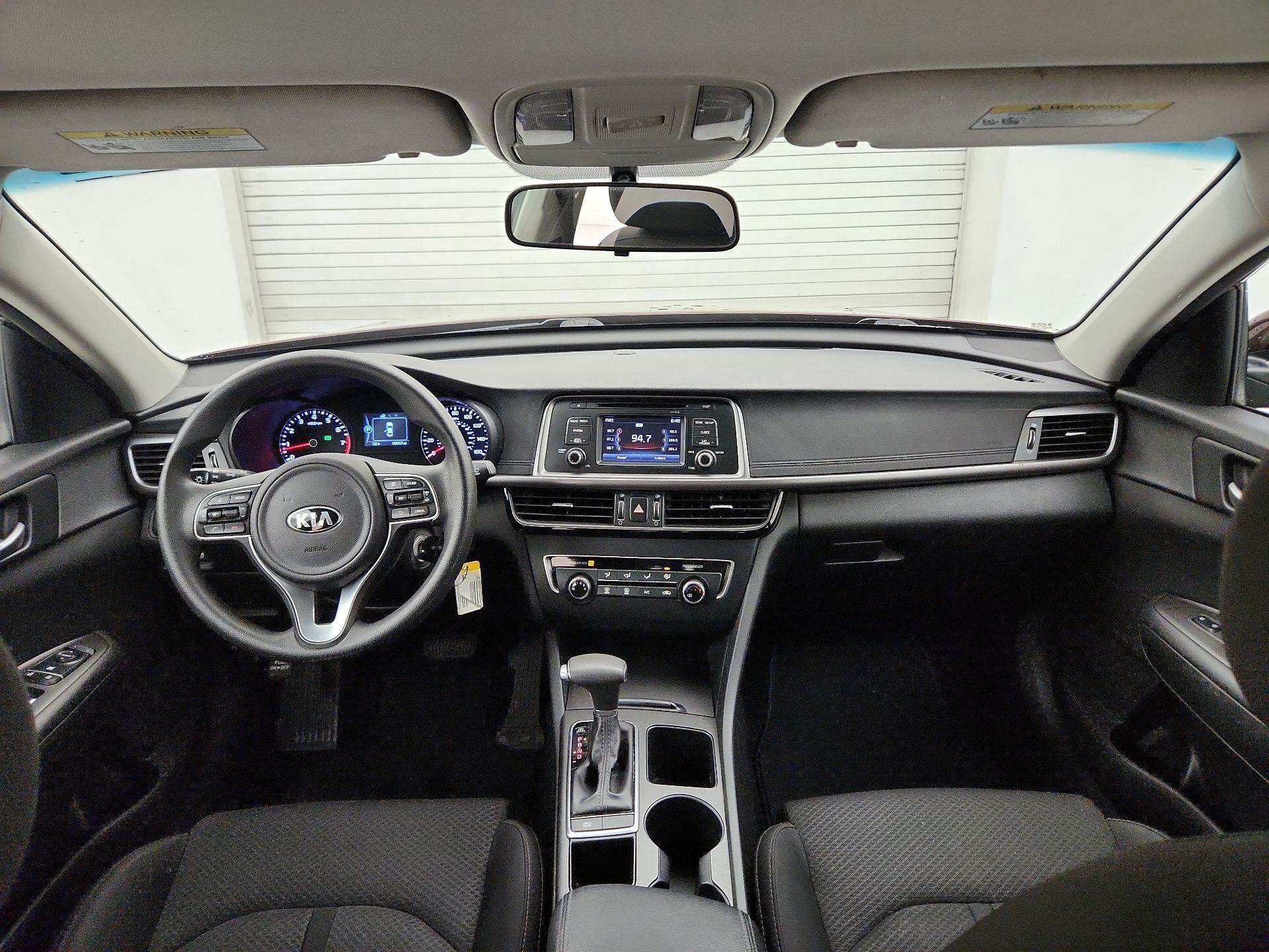 Thumbnail: 2017 Kia Optima - 9