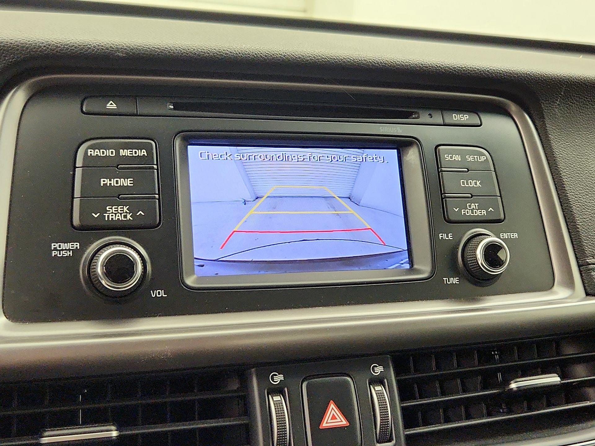 Thumbnail: 2017 Kia Optima - 14