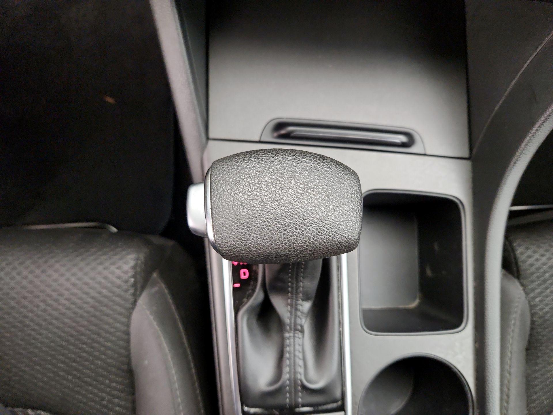 Thumbnail: 2017 Kia Optima - 17