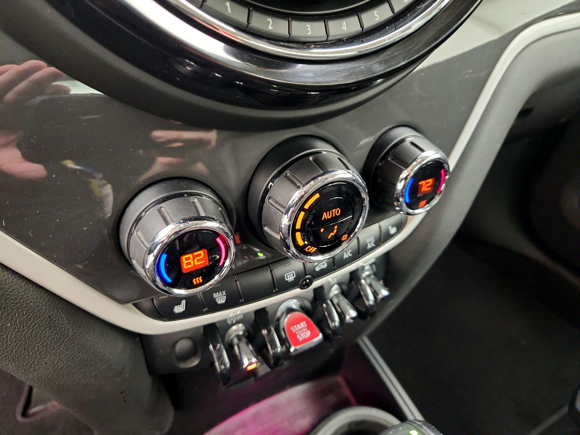 Thumbnail: 2018 MINI Cooper Countryman - 16