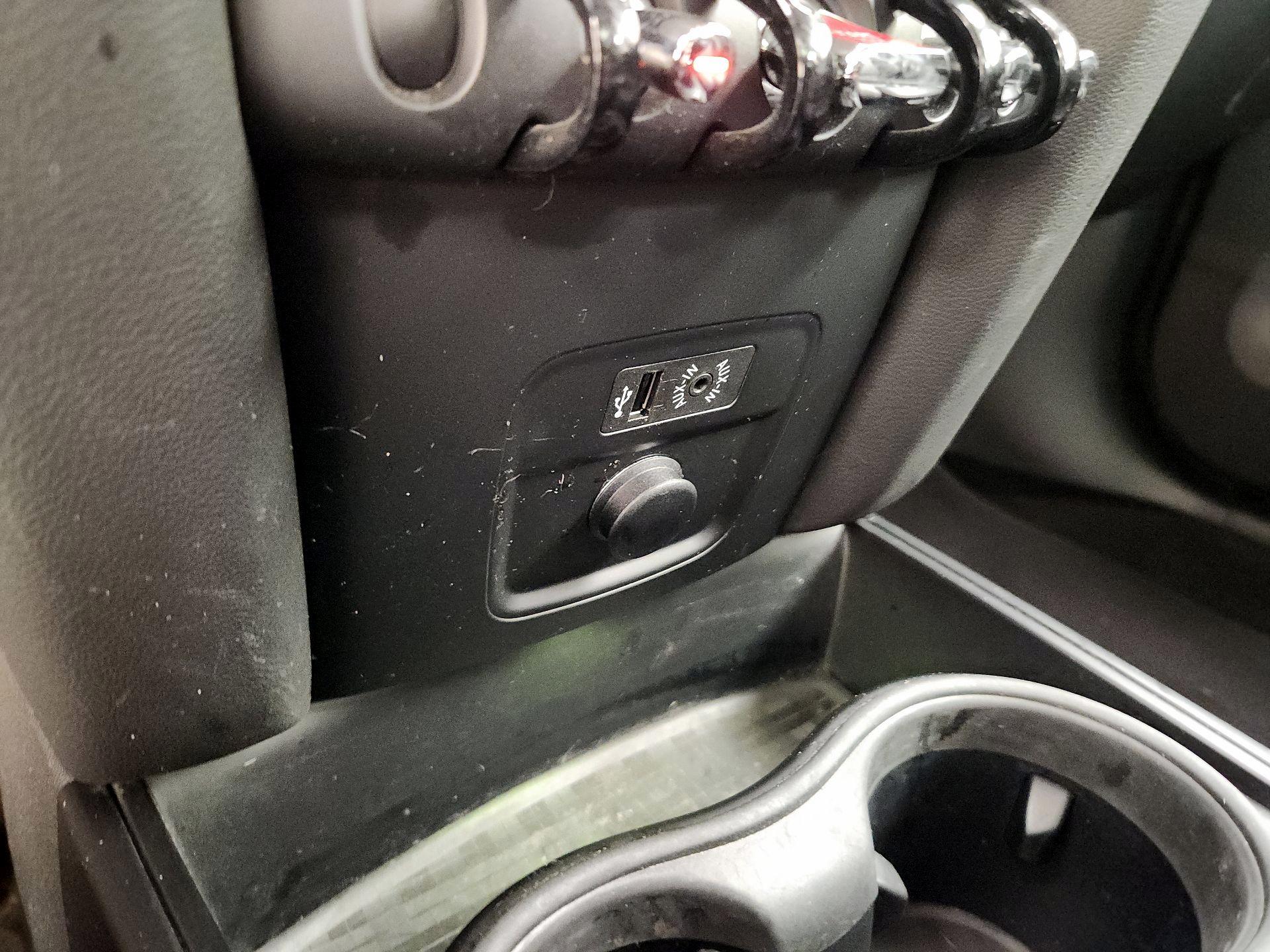 Thumbnail: 2018 MINI Cooper Countryman - 18