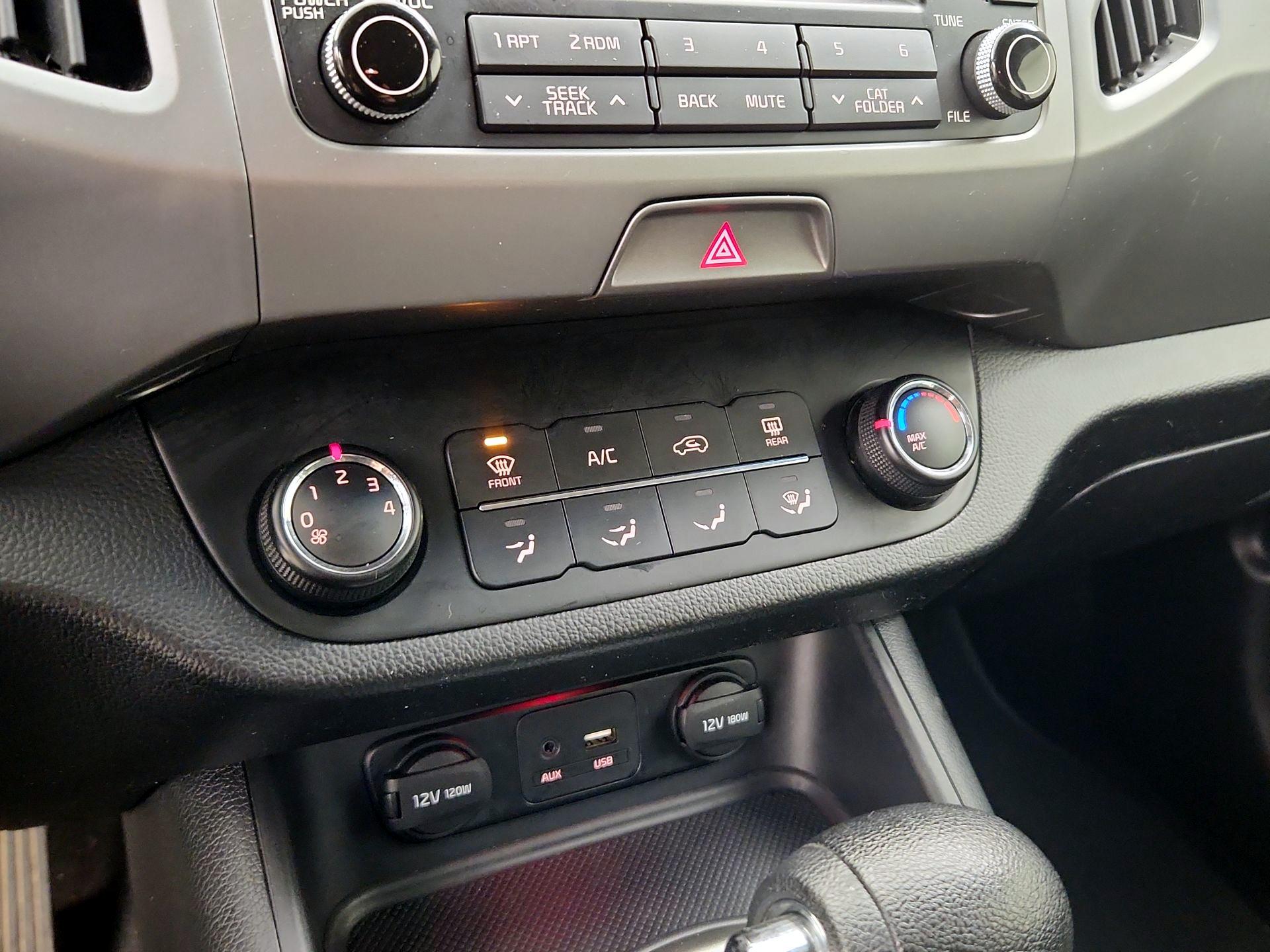 Thumbnail: 2016 Kia Sportage - 15