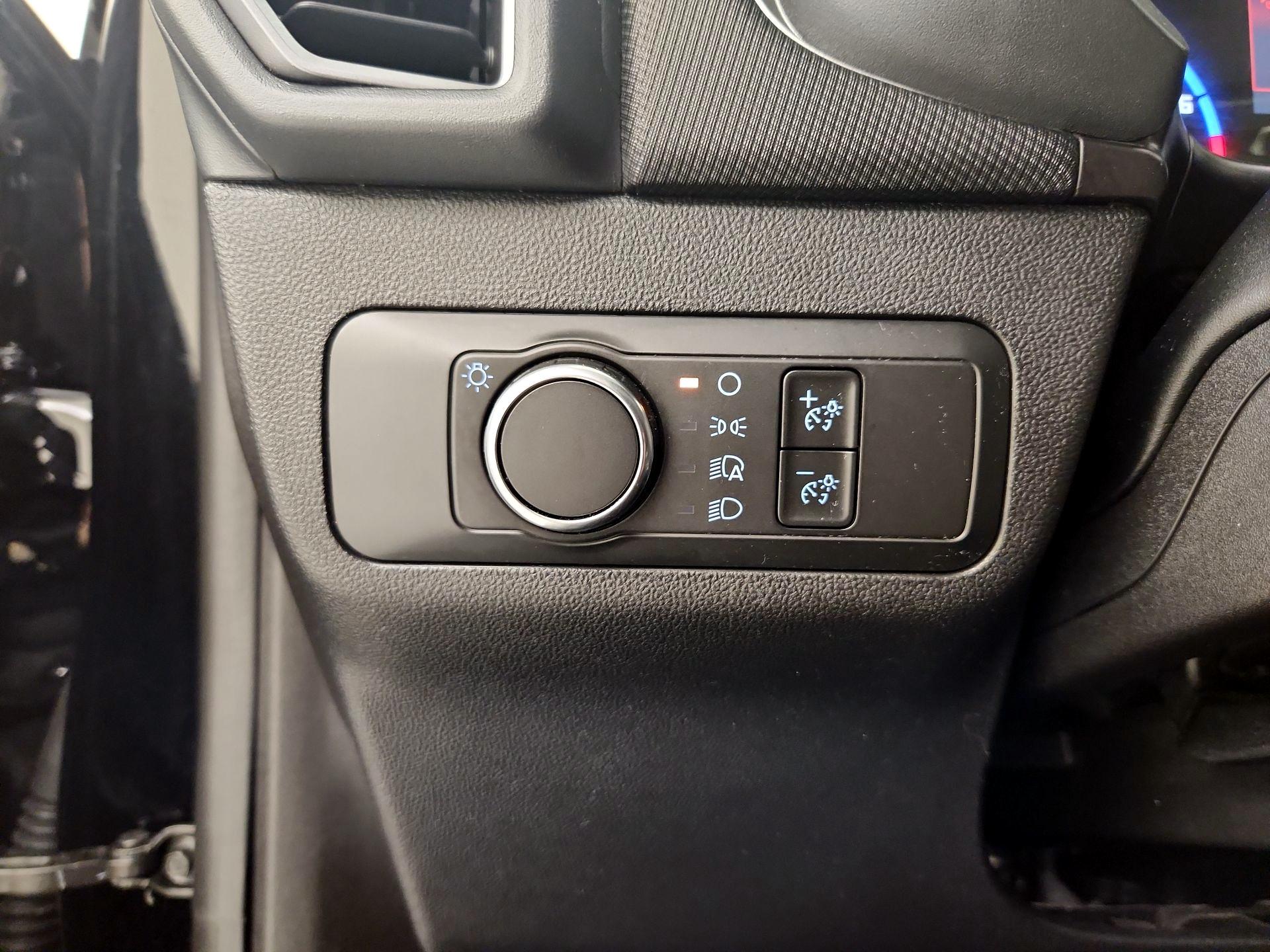 Thumbnail: 2022 Ford Bronco Sport - 13