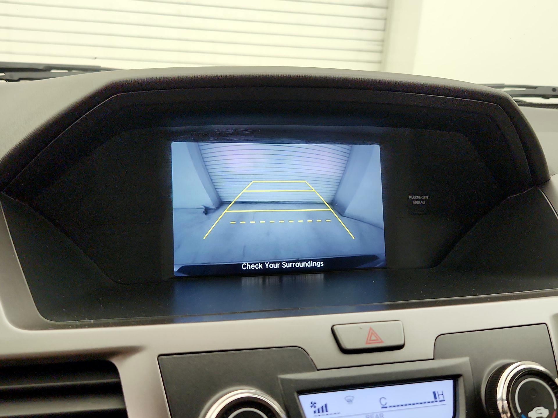 Thumbnail: 2015 Honda Odyssey - 13