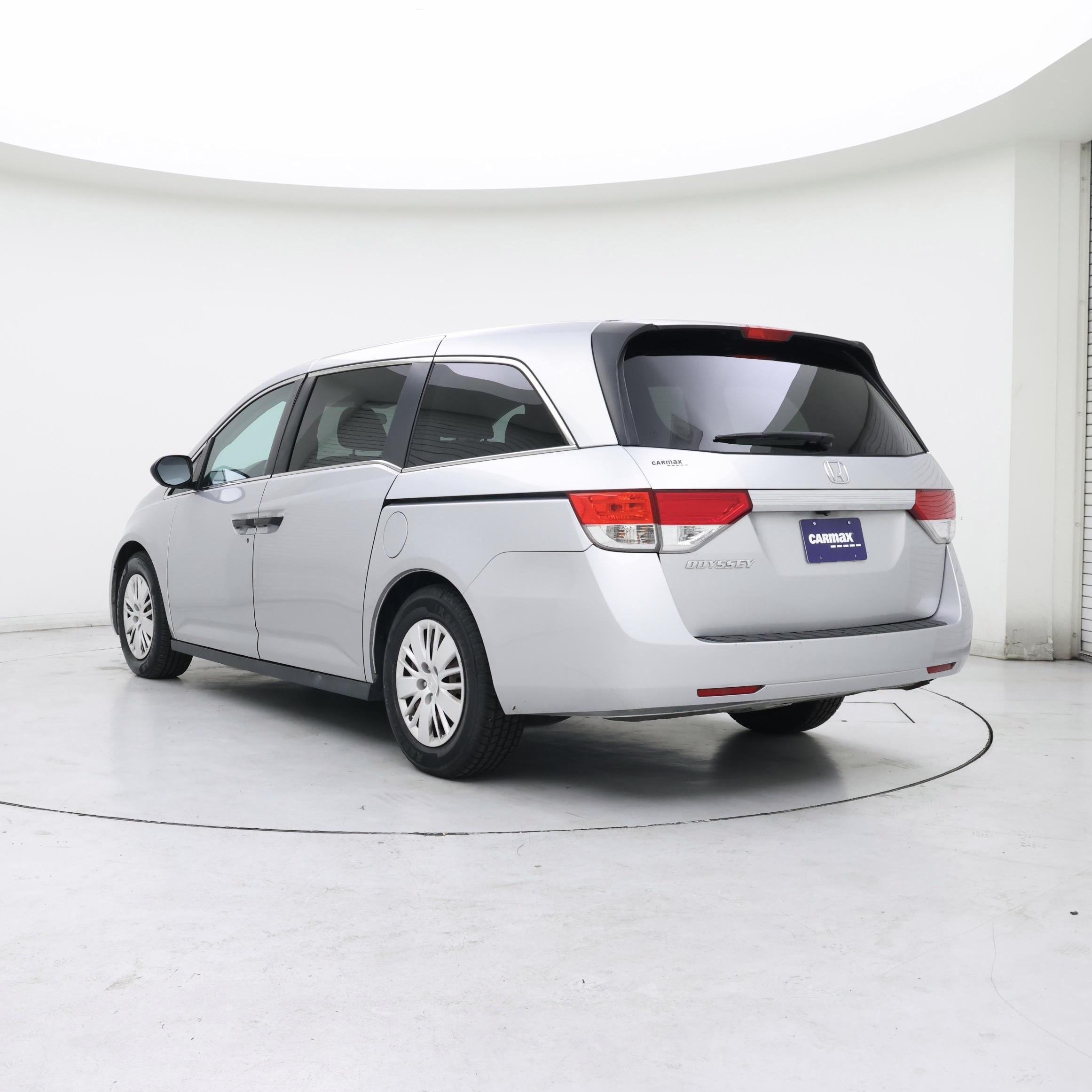 Thumbnail: 2015 Honda Odyssey - 2