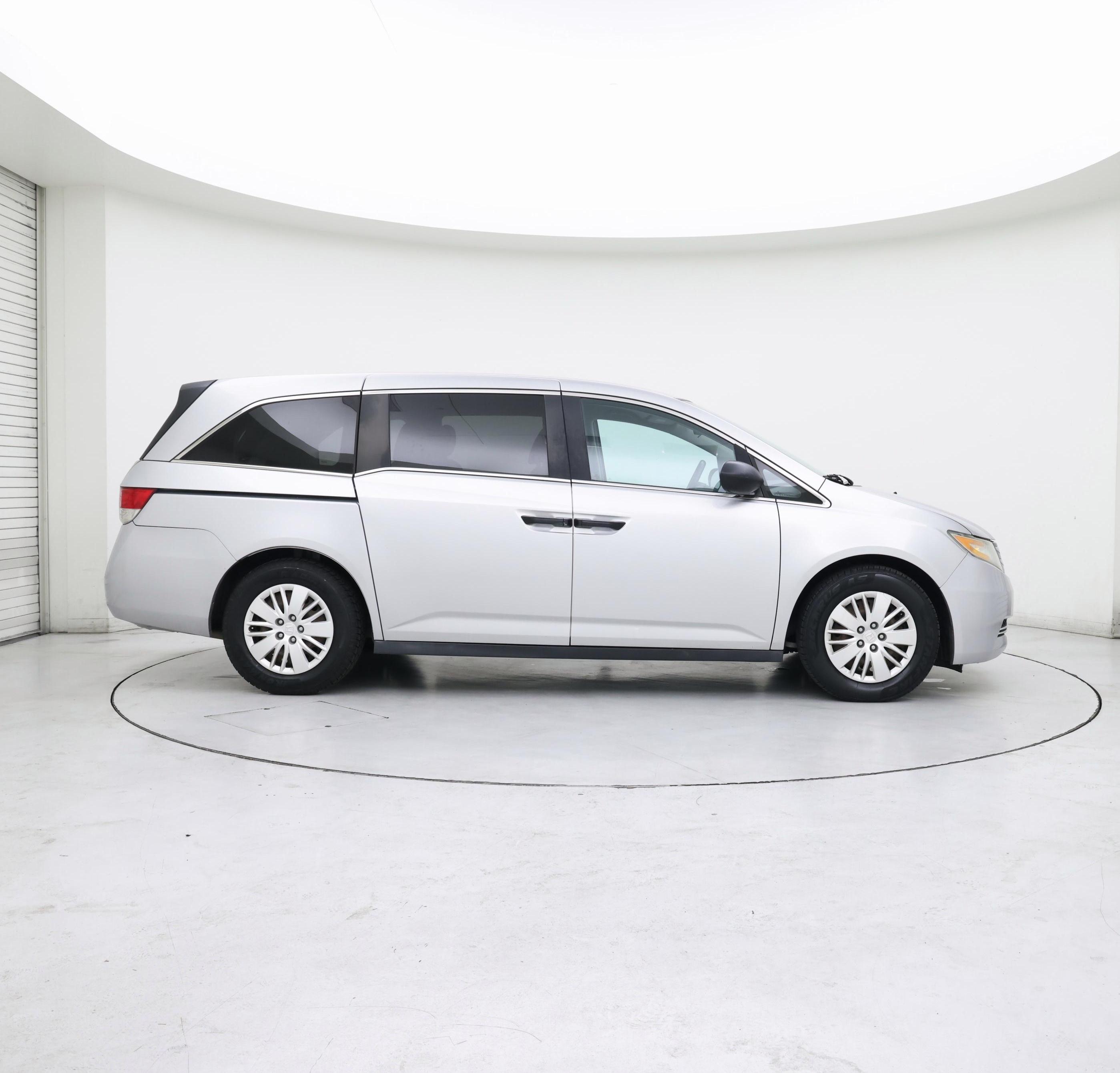 Thumbnail: 2015 Honda Odyssey - 7