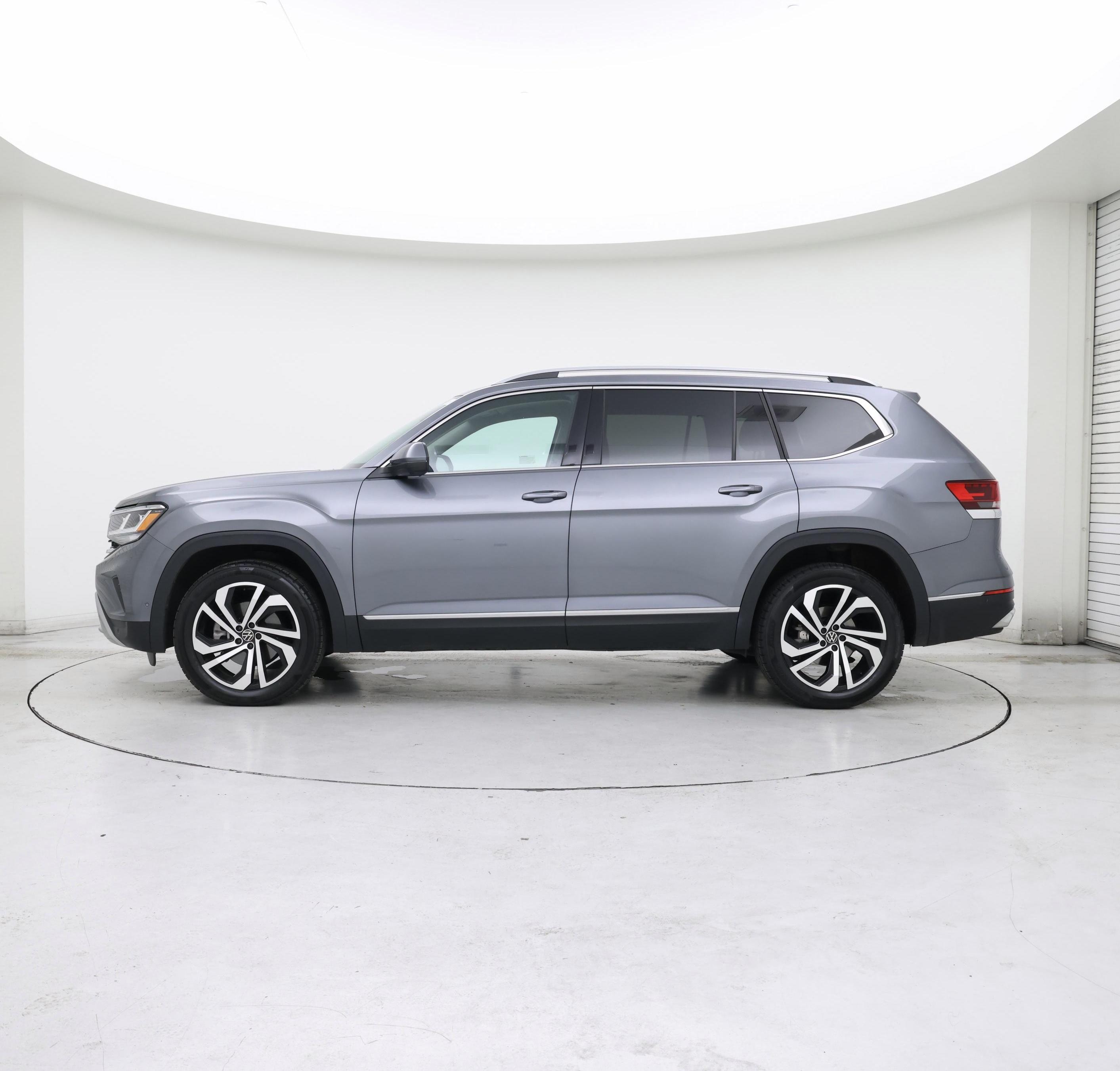 Thumbnail: 2021 Volkswagen Atlas - 3