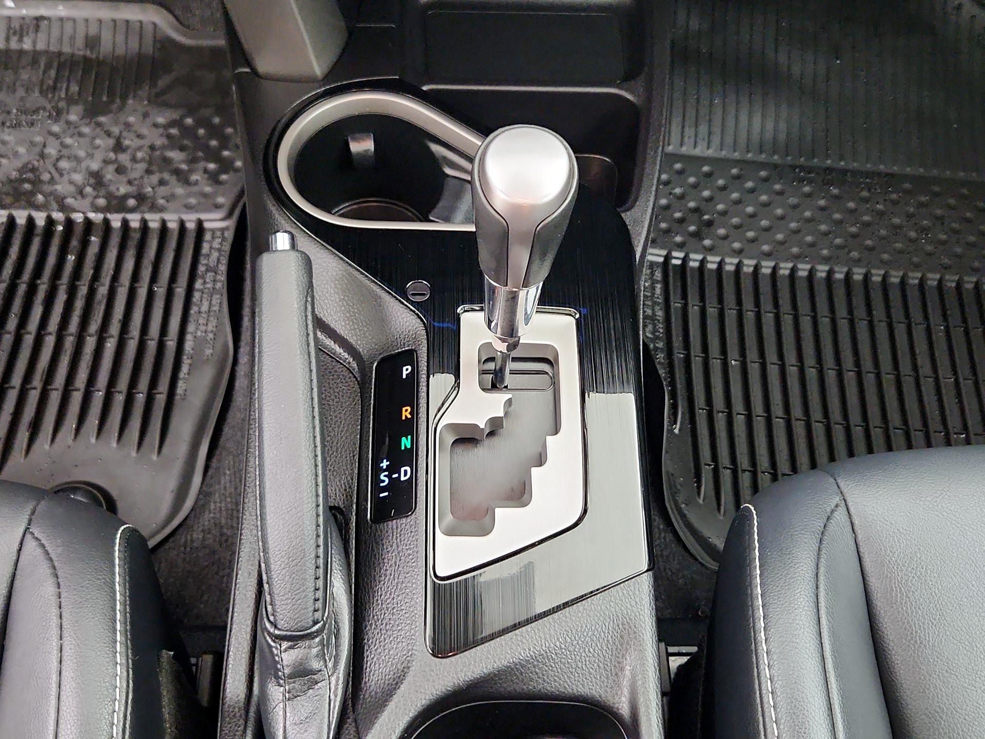 Thumbnail: 2018 Toyota RAV4 - 18