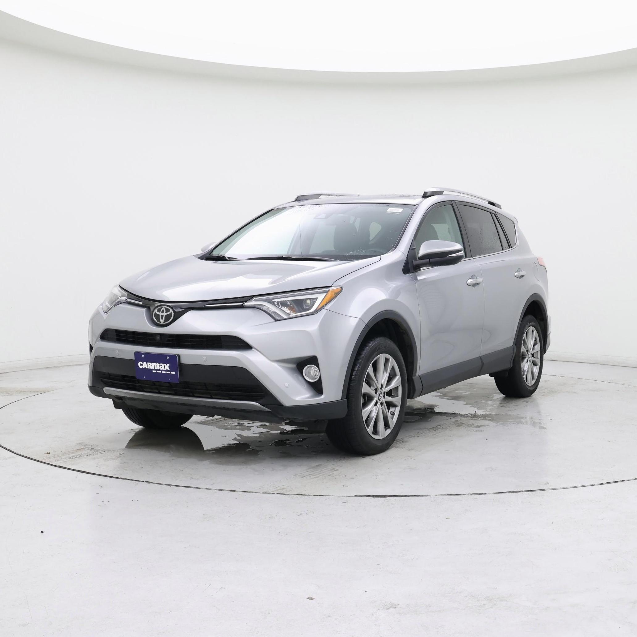 Thumbnail: 2018 Toyota RAV4 - 4