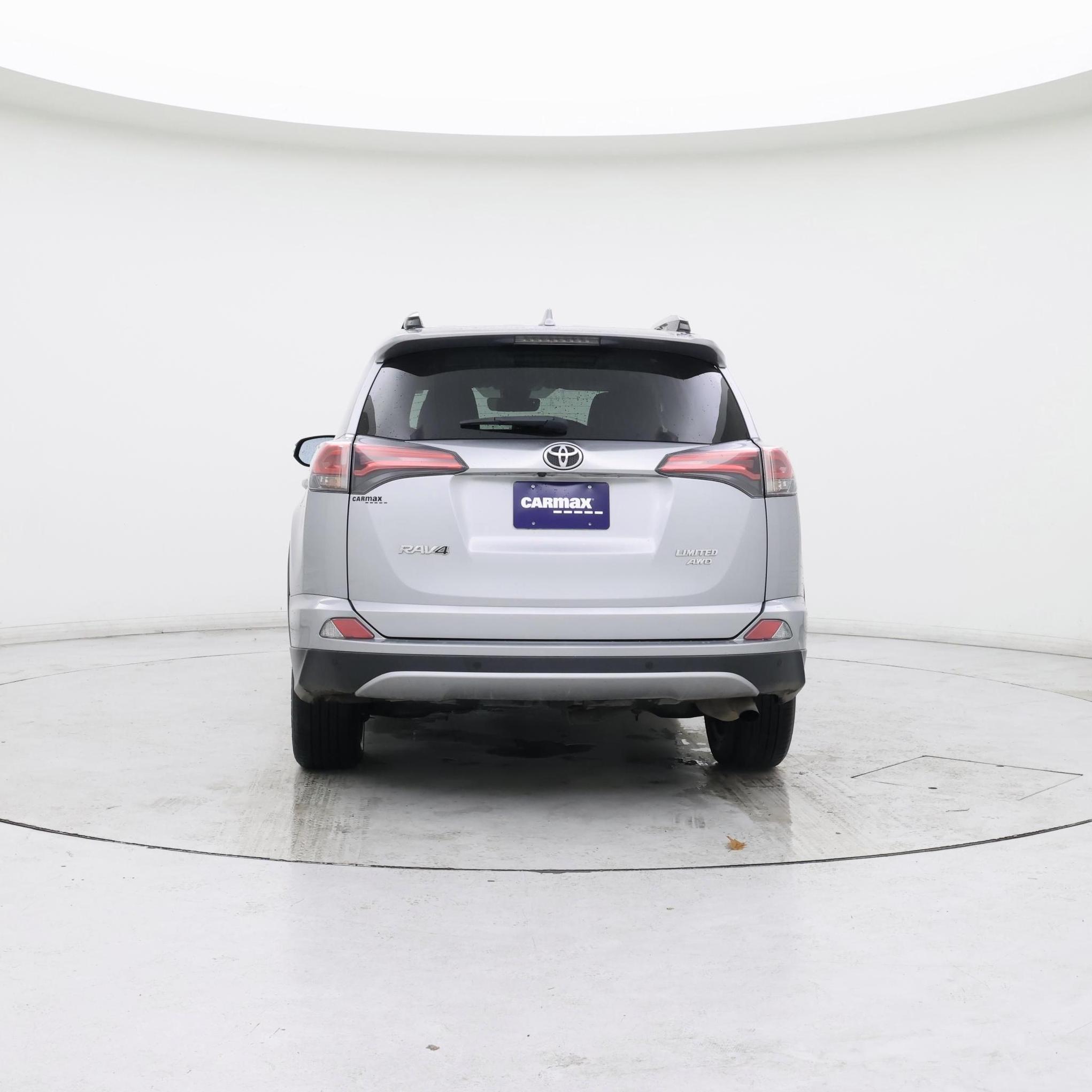 Thumbnail: 2018 Toyota RAV4 - 6