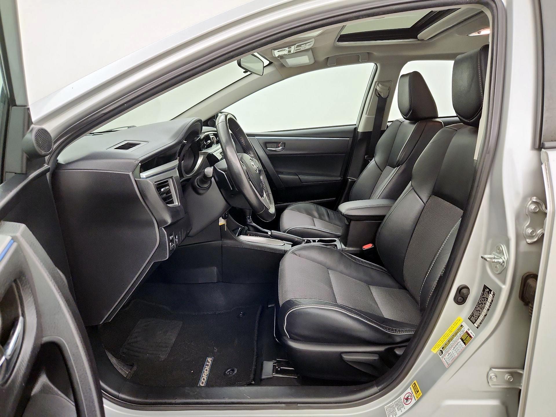 Thumbnail: 2015 Toyota Corolla - 11