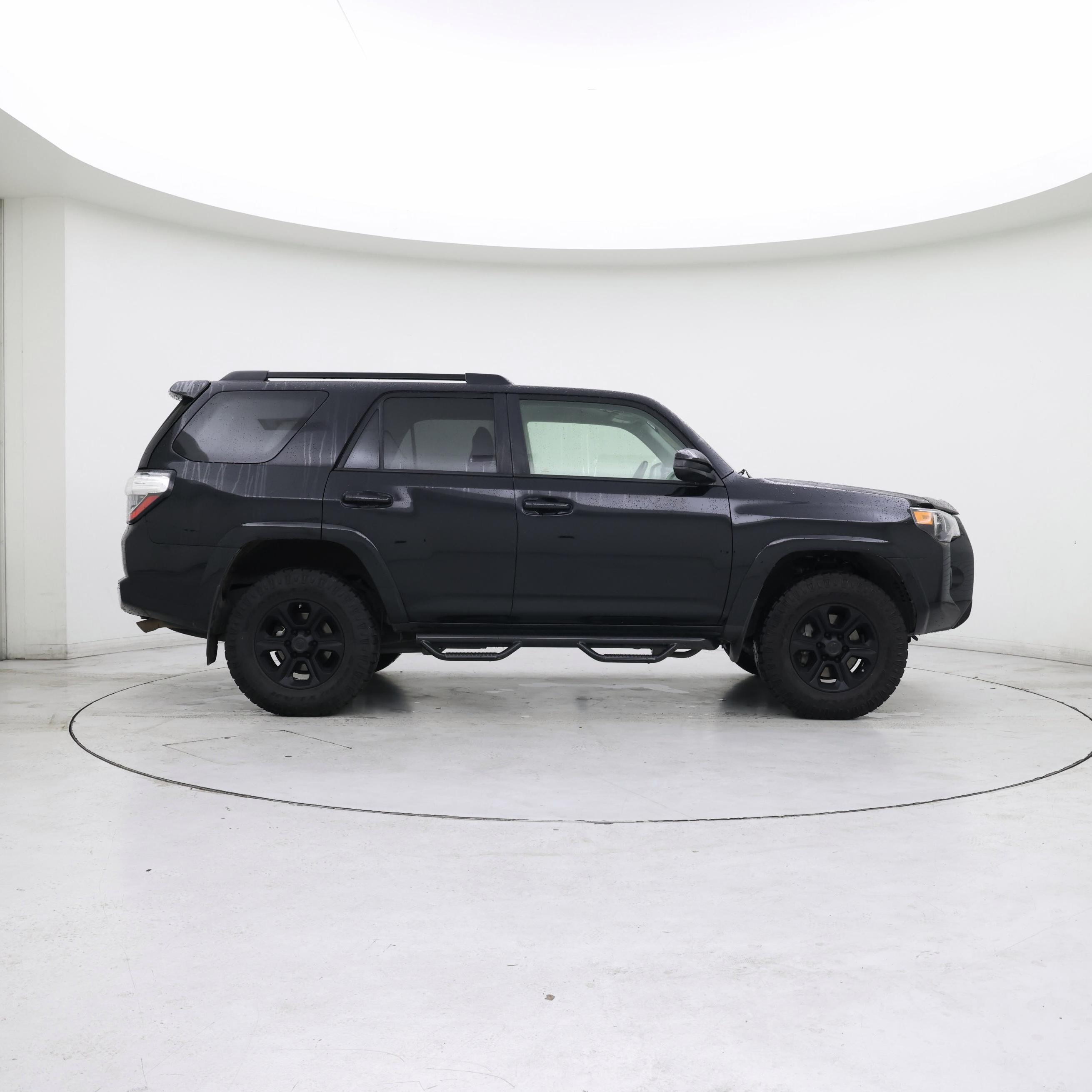 Thumbnail: 2015 Toyota 4Runner - 7