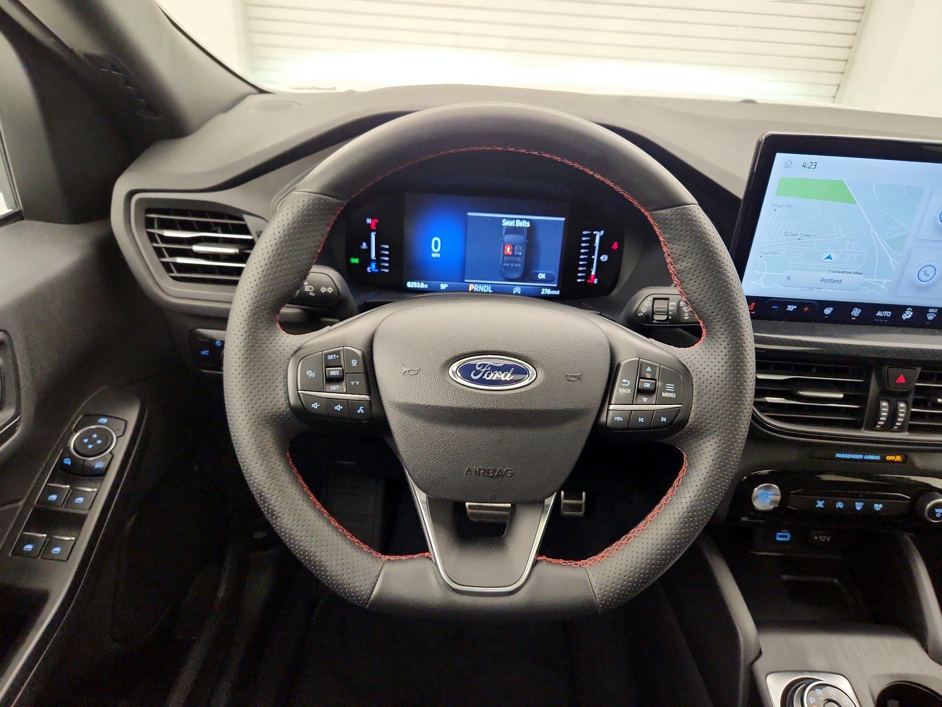 Thumbnail: 2023 Ford Escape - 10