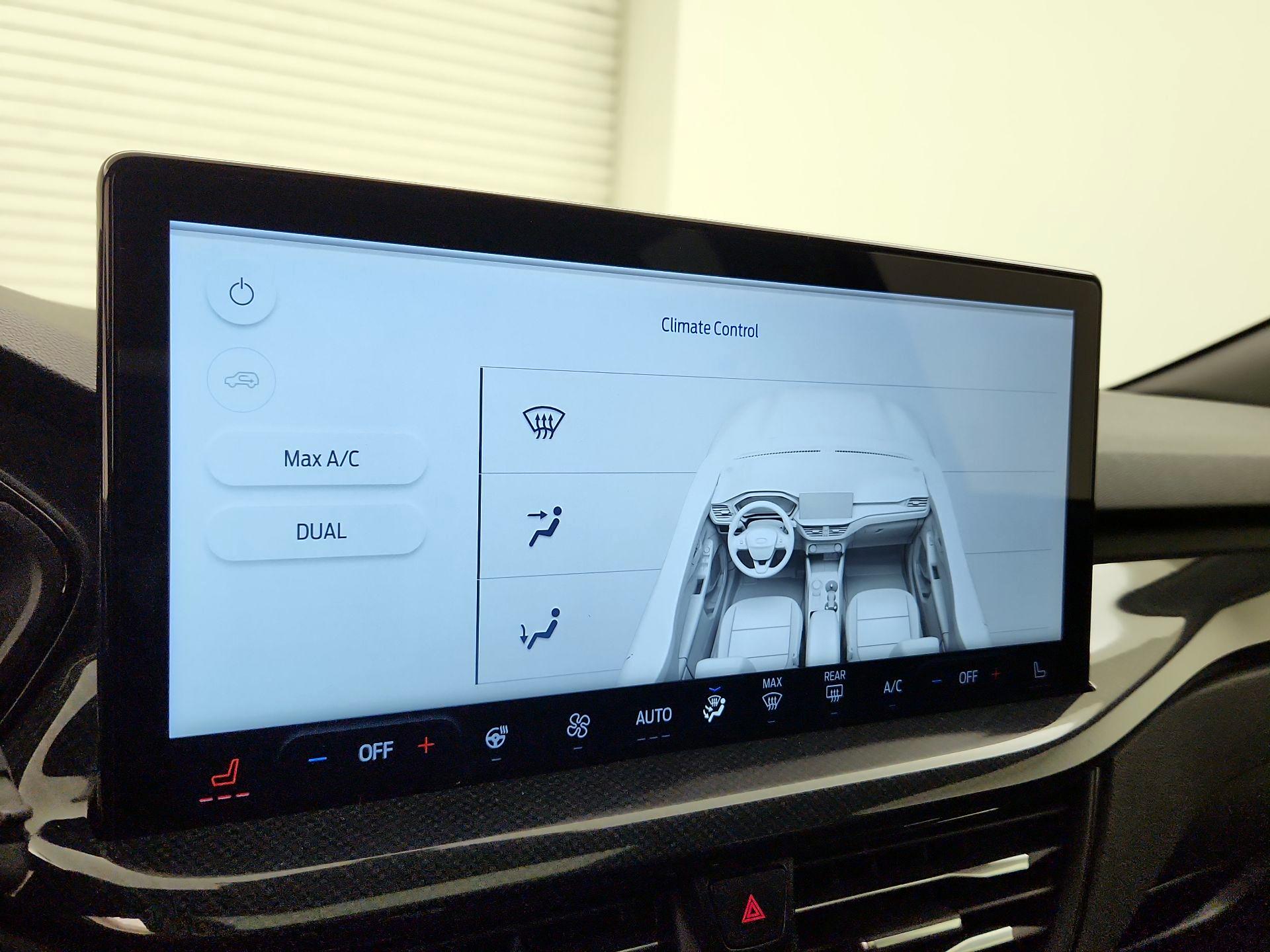 Thumbnail: 2023 Ford Escape - 17