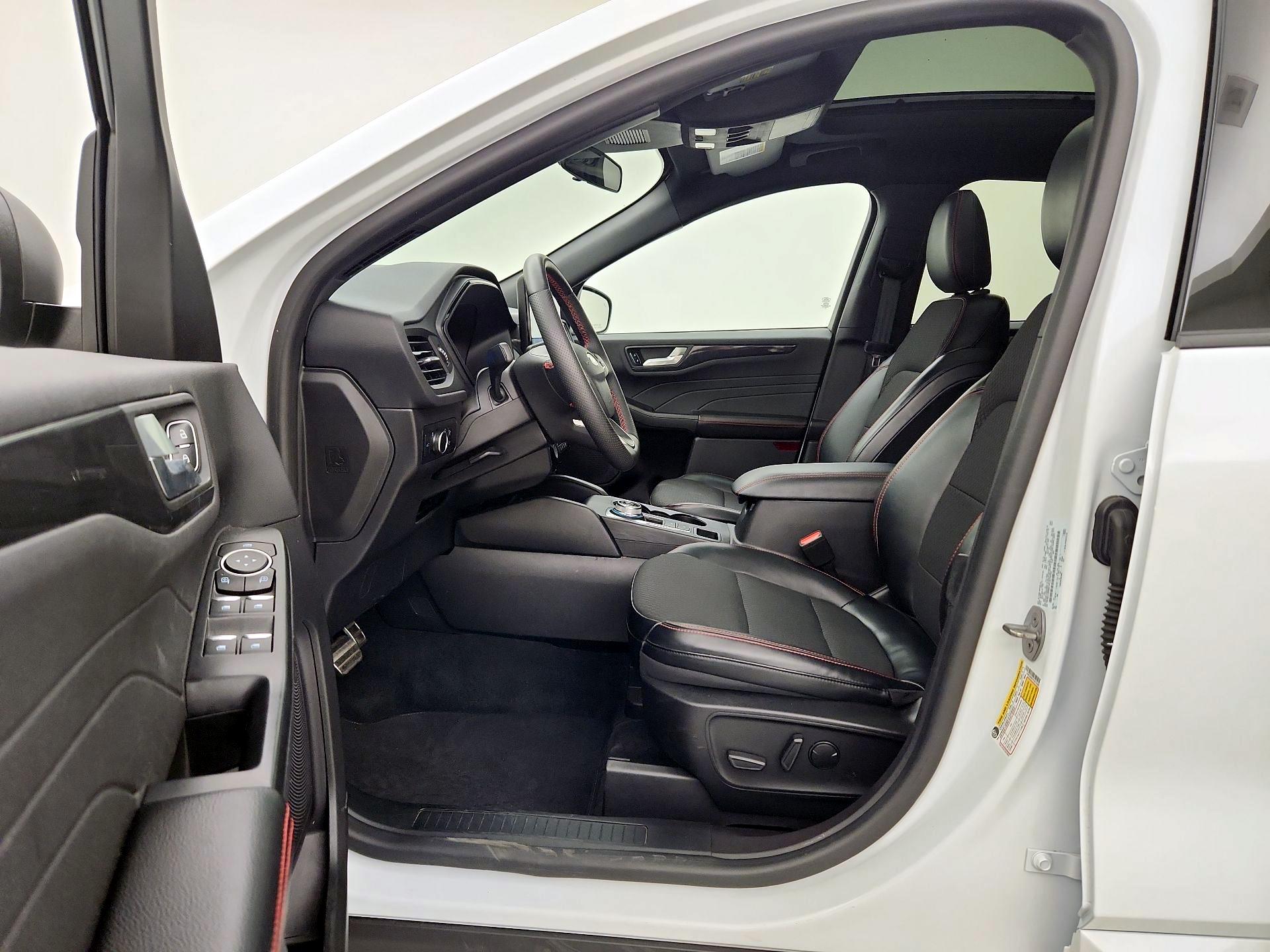 Thumbnail: 2023 Ford Escape - 20