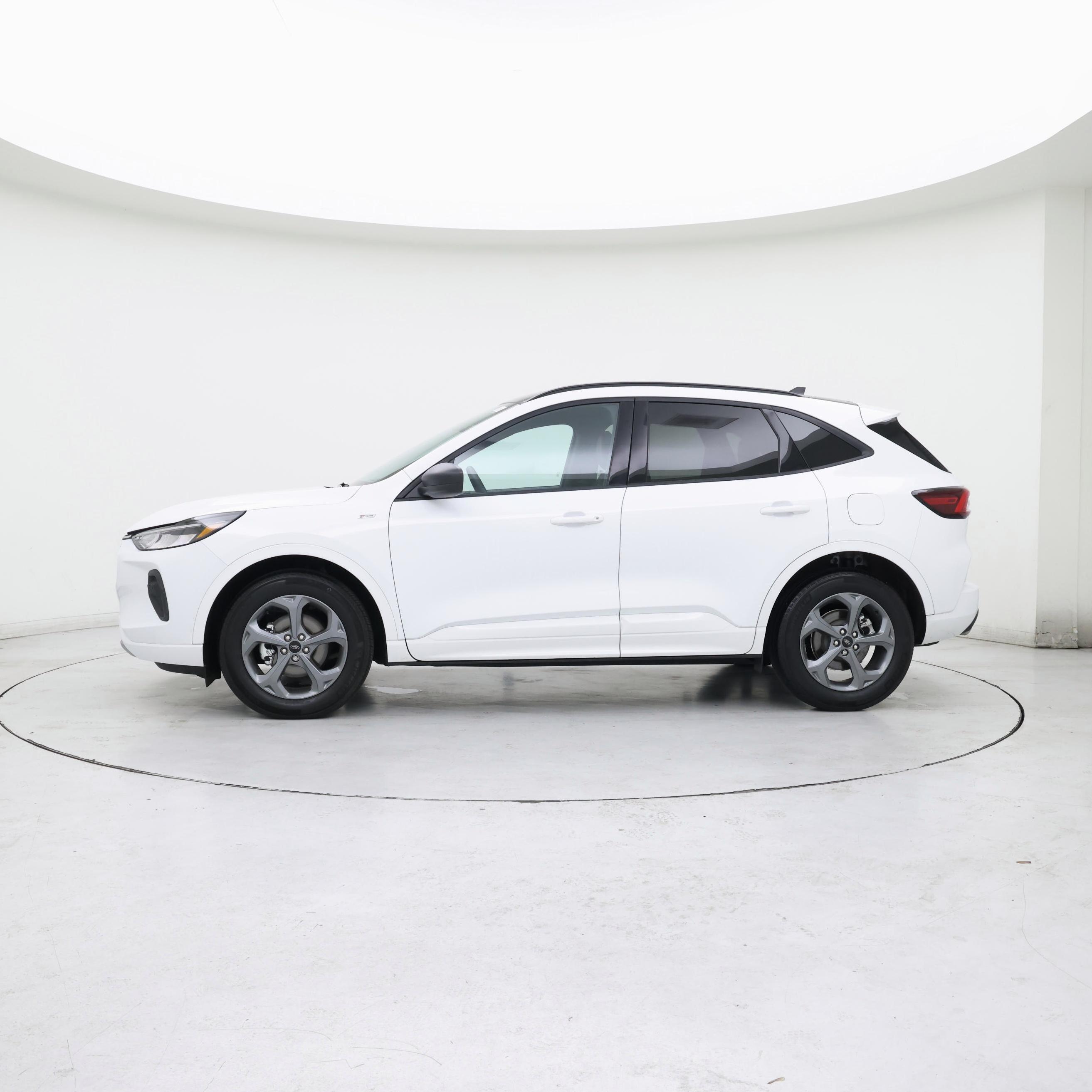 Thumbnail: 2023 Ford Escape - 3