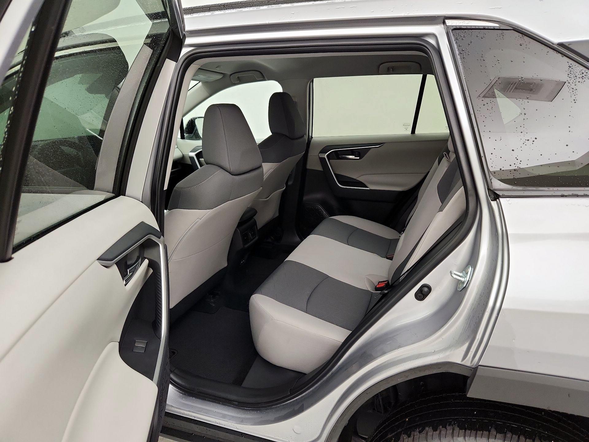 Thumbnail: 2024 Toyota RAV4 - 19