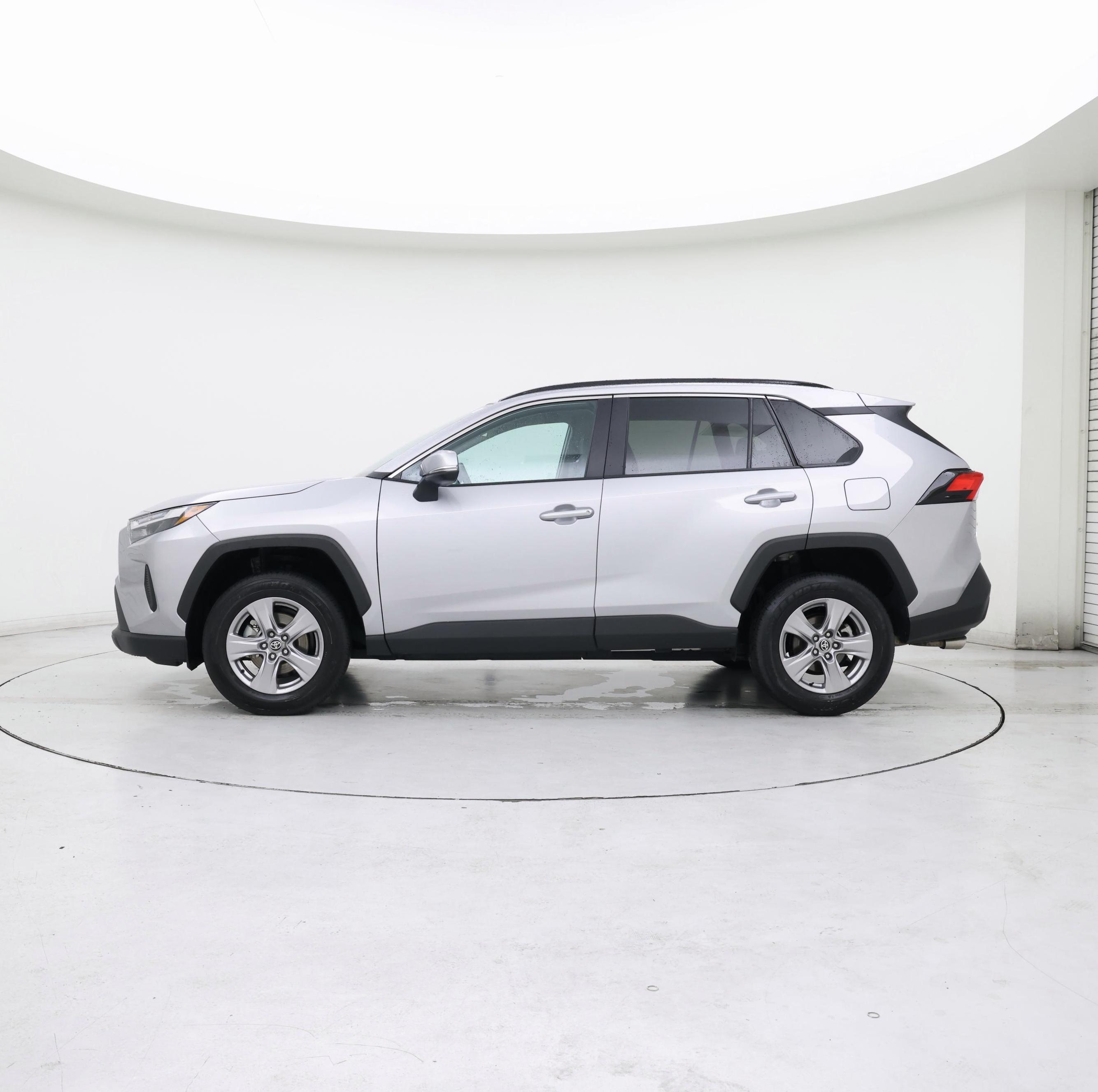 Thumbnail: 2024 Toyota RAV4 - 3