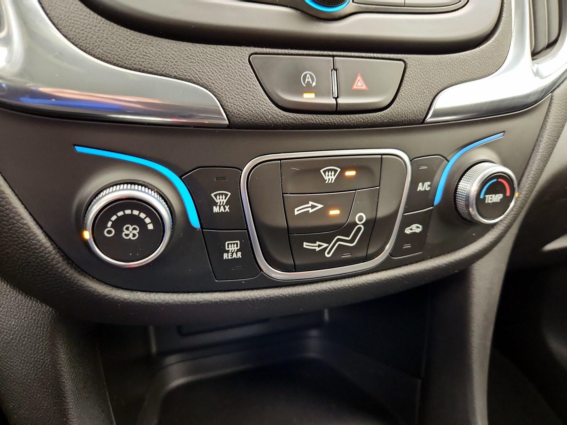 Thumbnail: 2023 Chevrolet Equinox - 16