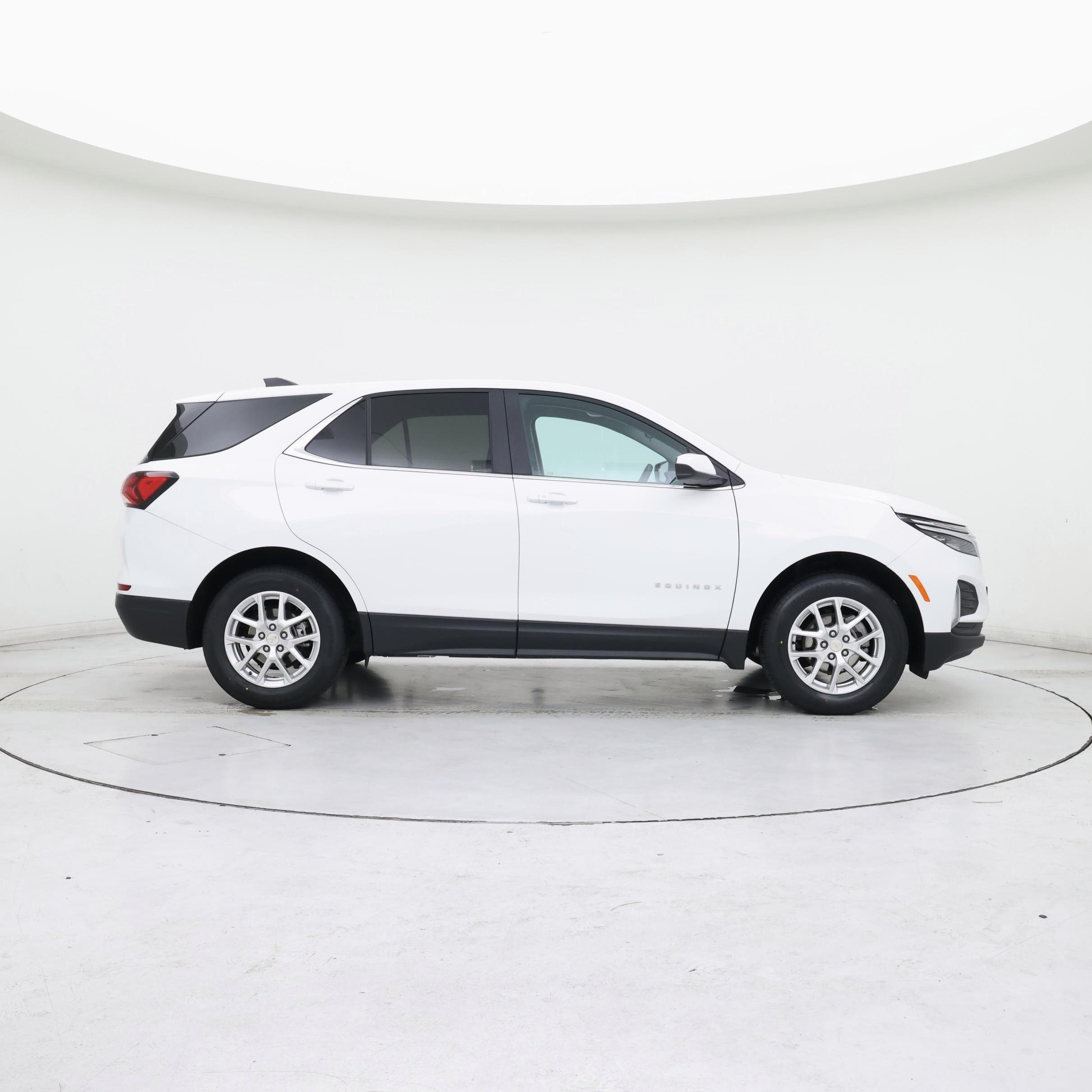 Thumbnail: 2023 Chevrolet Equinox - 7