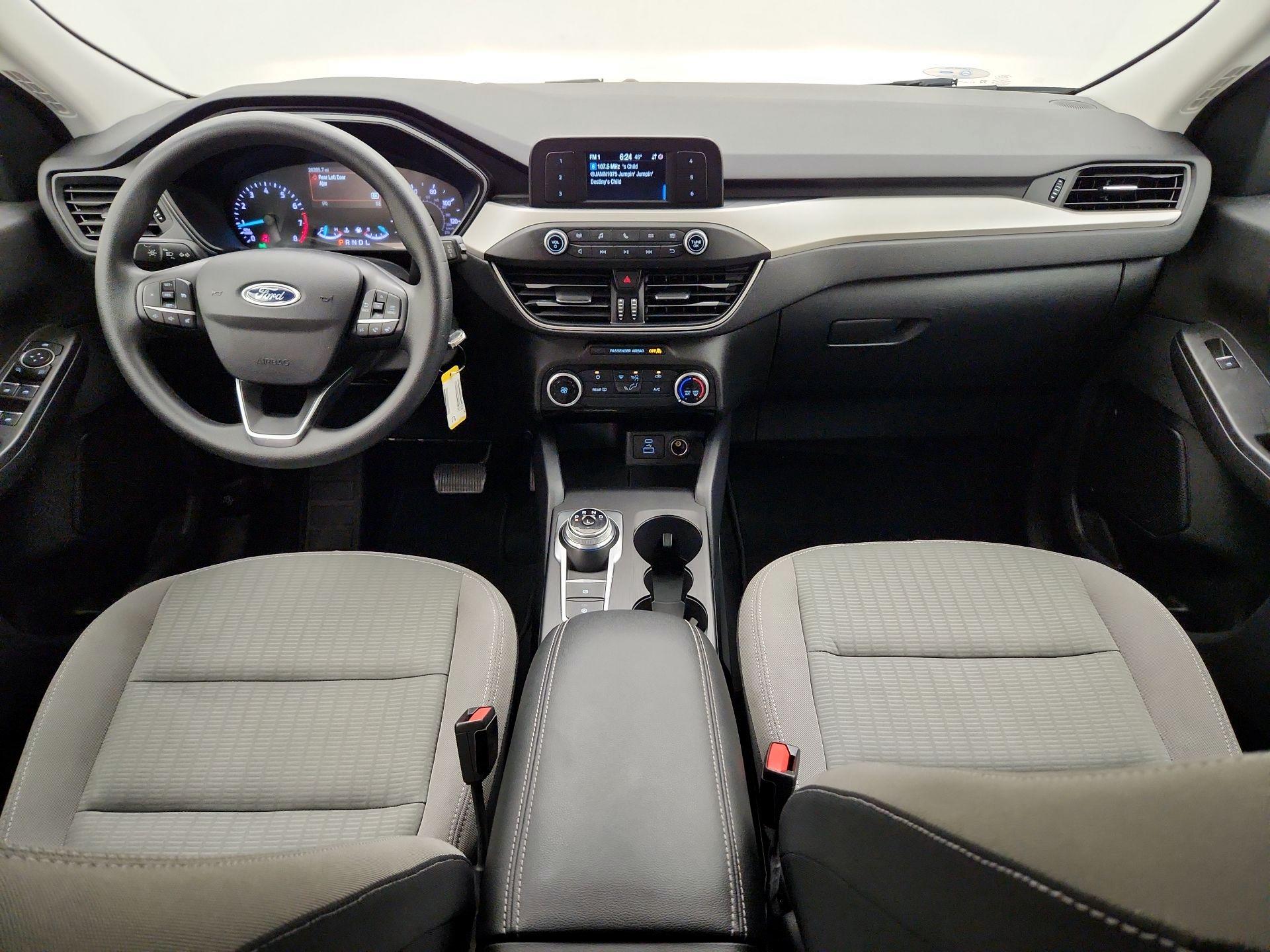 Thumbnail: 2021 Ford Escape - 9