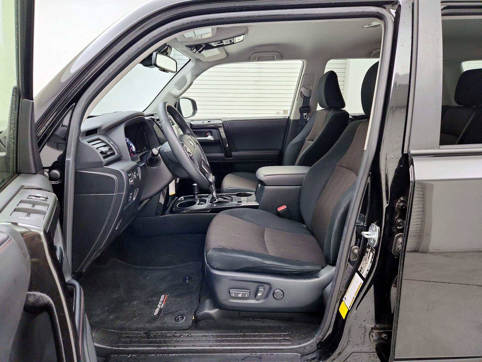 Thumbnail: 2020 Toyota 4Runner - 11