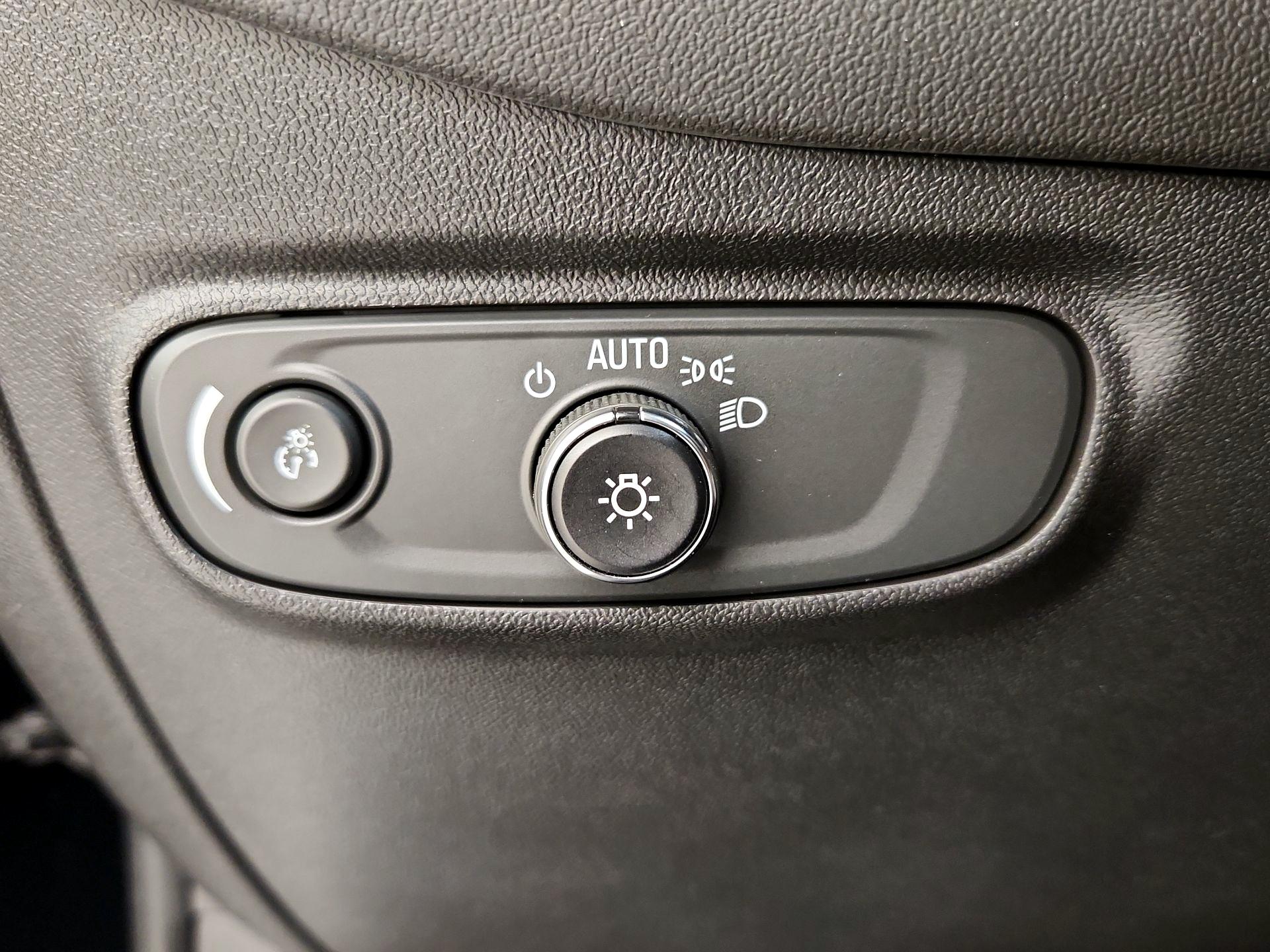 Thumbnail: 2024 Chevrolet Equinox - 13