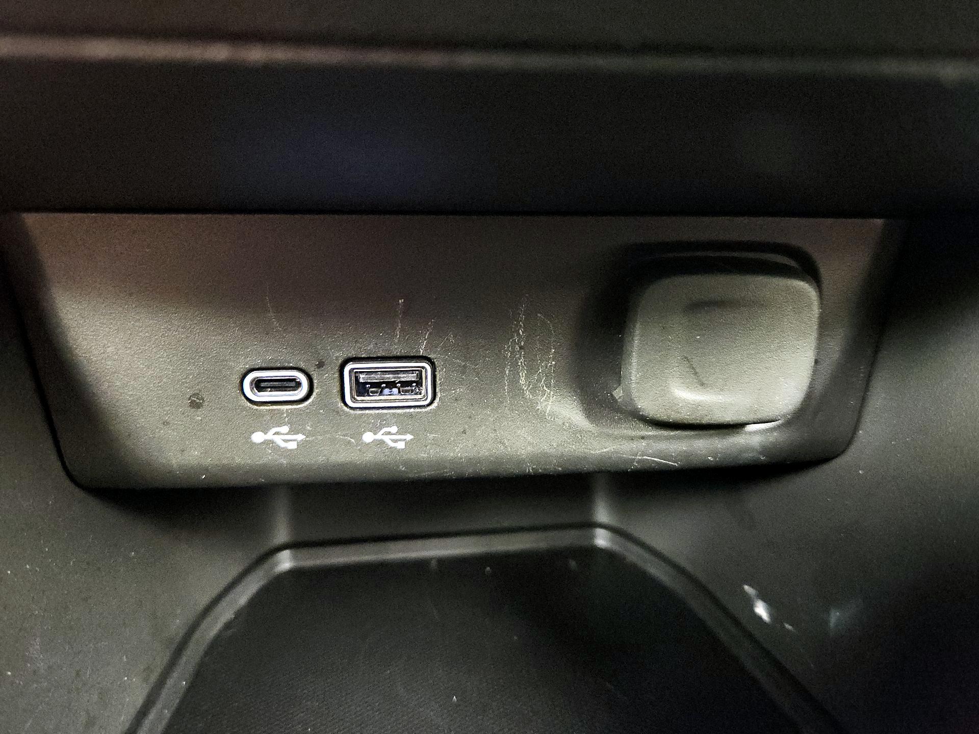 Thumbnail: 2024 Buick Envista - 18