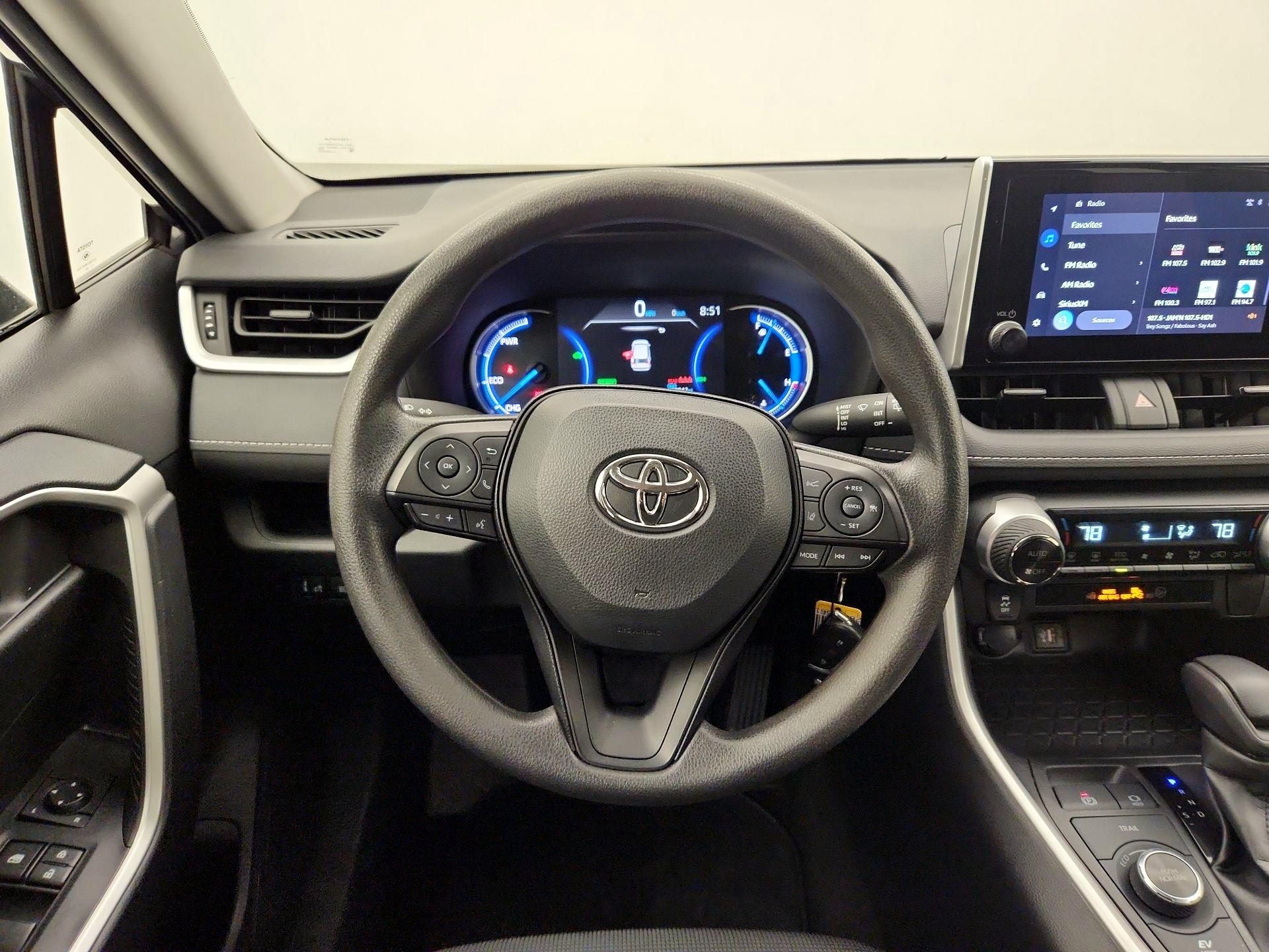 Thumbnail: 2024 Toyota RAV4 - 10