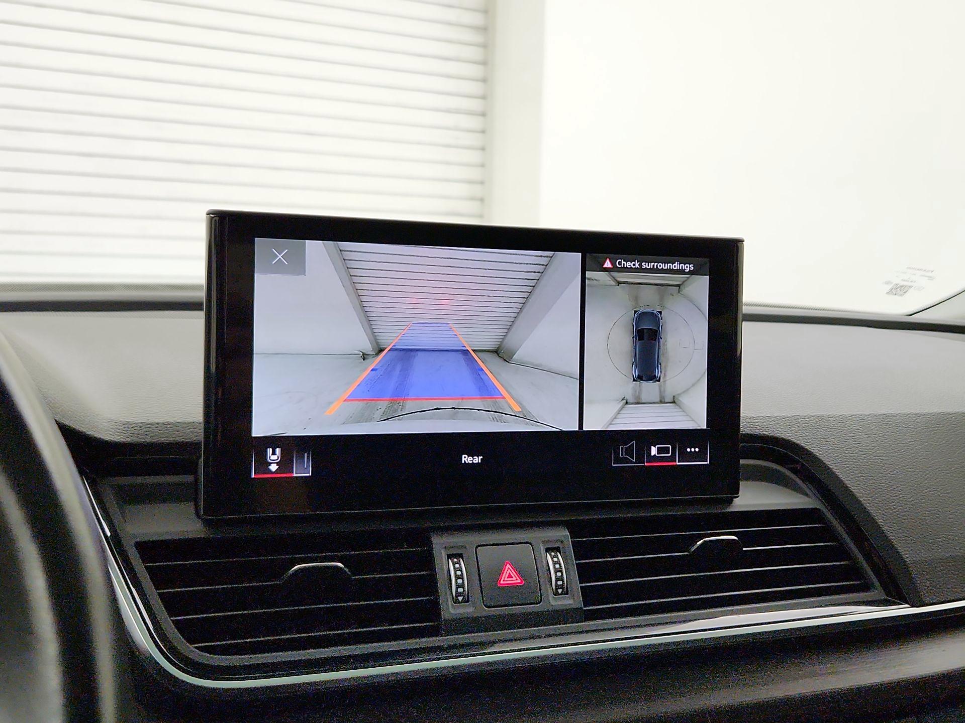 Thumbnail: 2022 Audi Q5 - 14