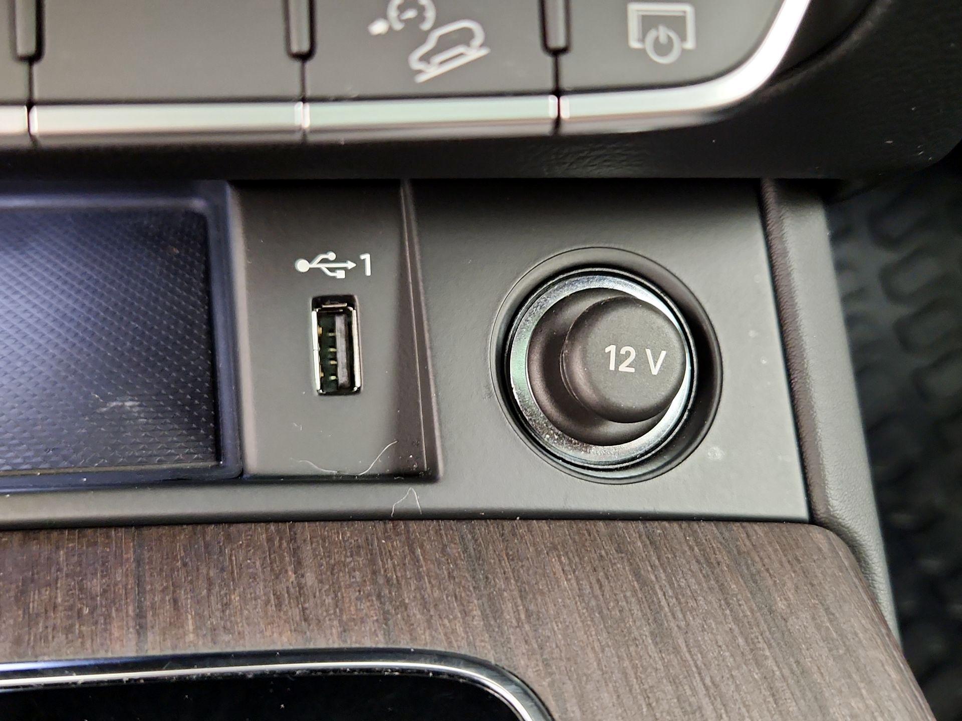 Thumbnail: 2022 Audi Q5 - 18