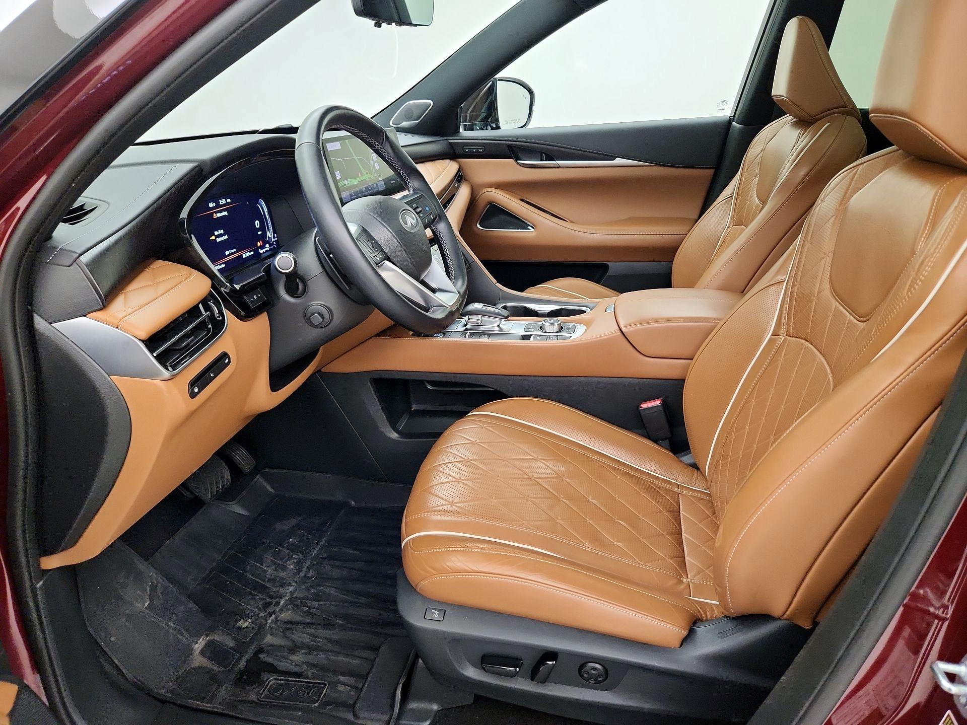 Thumbnail: 2023 INFINITI QX60 - 11