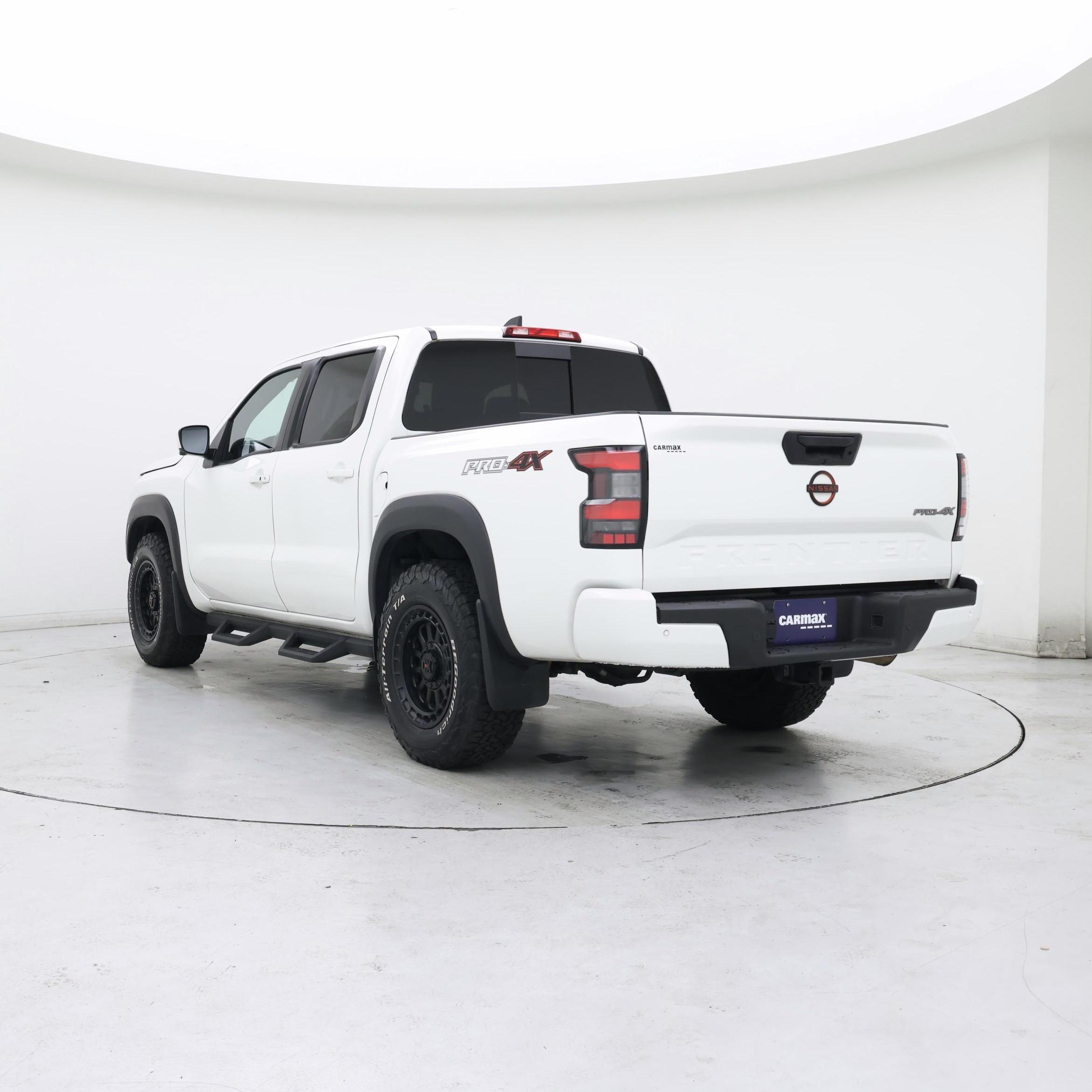 Thumbnail: 2023 Nissan Frontier - 2