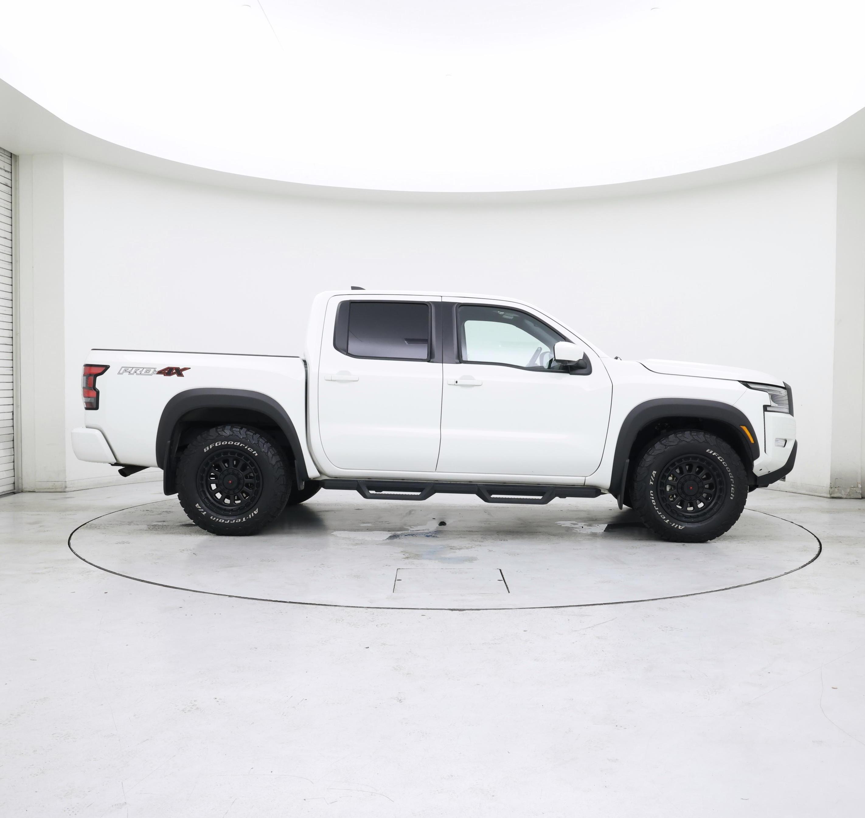 Thumbnail: 2023 Nissan Frontier - 7