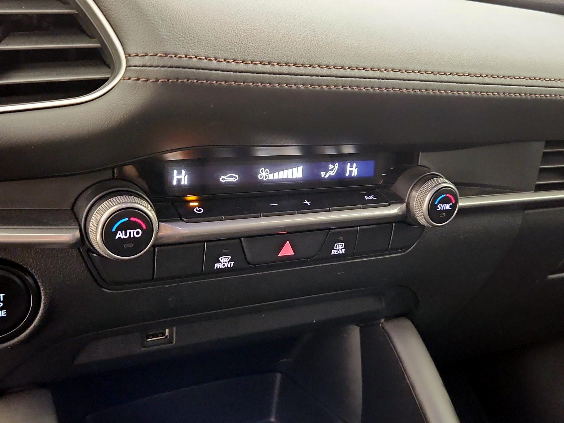 Thumbnail: 2021 Mazda Mazda3 - 16