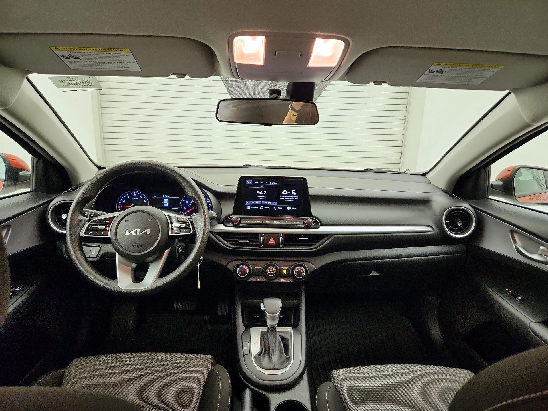 Thumbnail: 2023 Kia Forte - 9