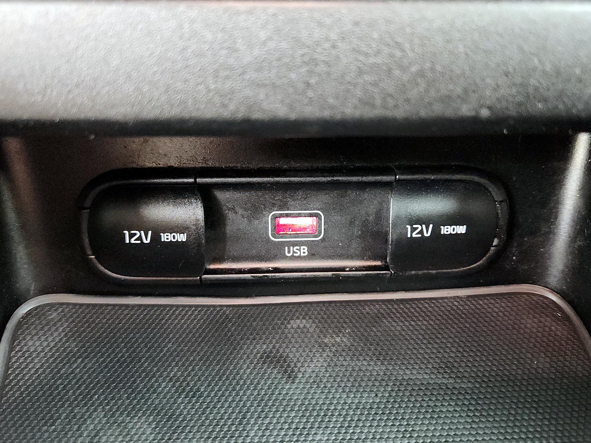 Thumbnail: 2023 Kia Forte - 18