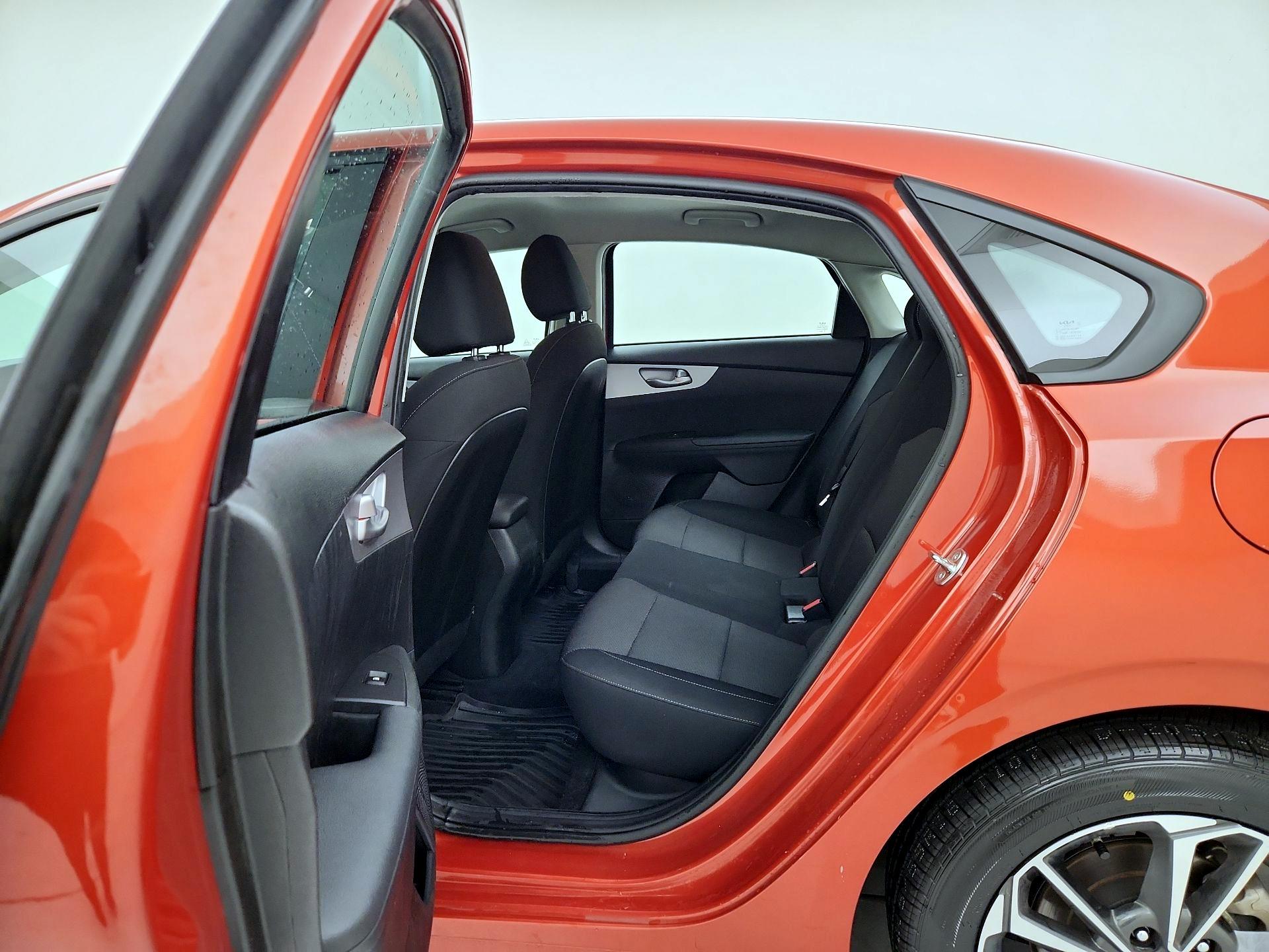 Thumbnail: 2023 Kia Forte - 19