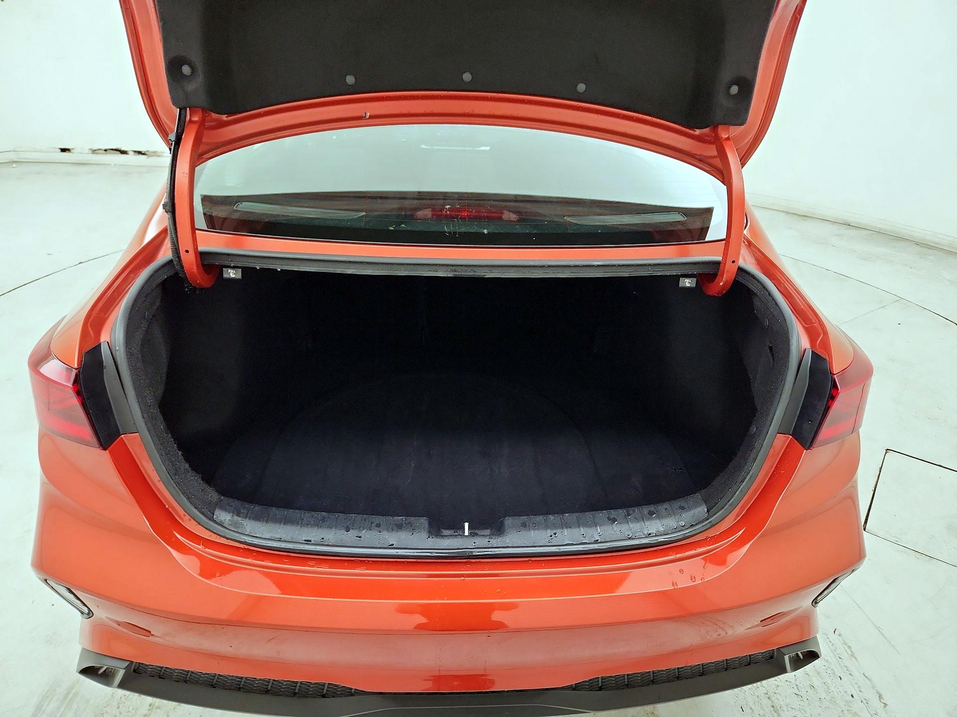 Thumbnail: 2023 Kia Forte - 20