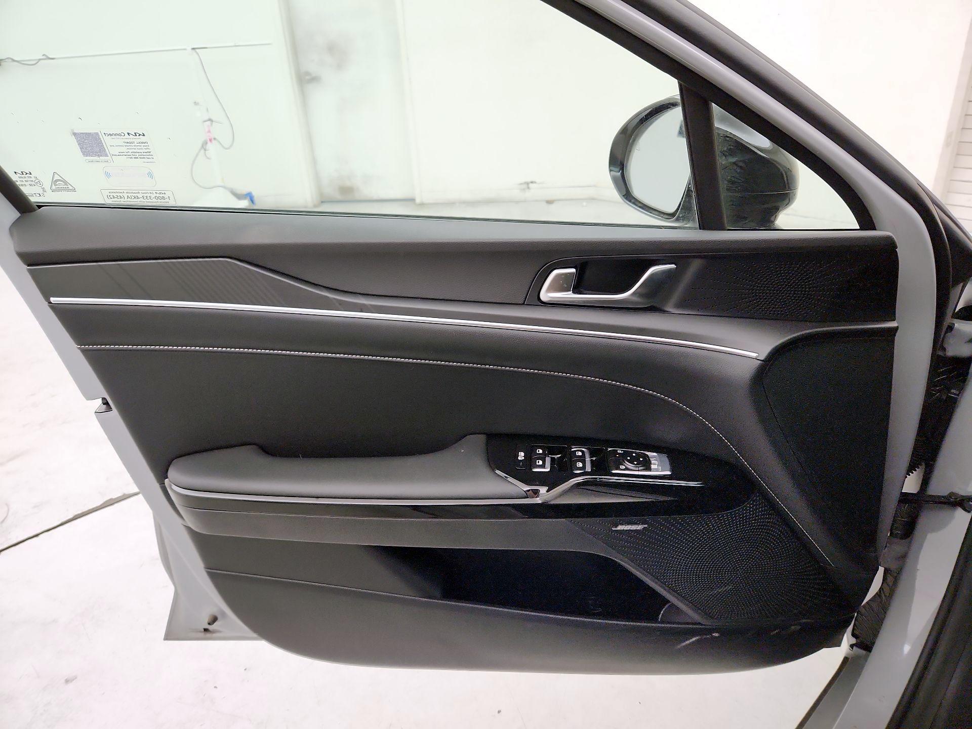 Thumbnail: 2025 Kia K5 - 10